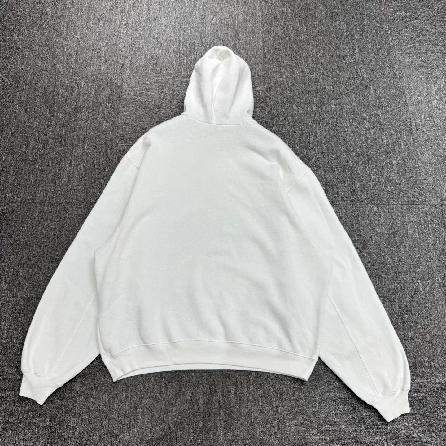 Balenciaga Balenciaga Seven Language Print Hoodie Size US S / EU 44-46 / 1 - 5 Thumbnail