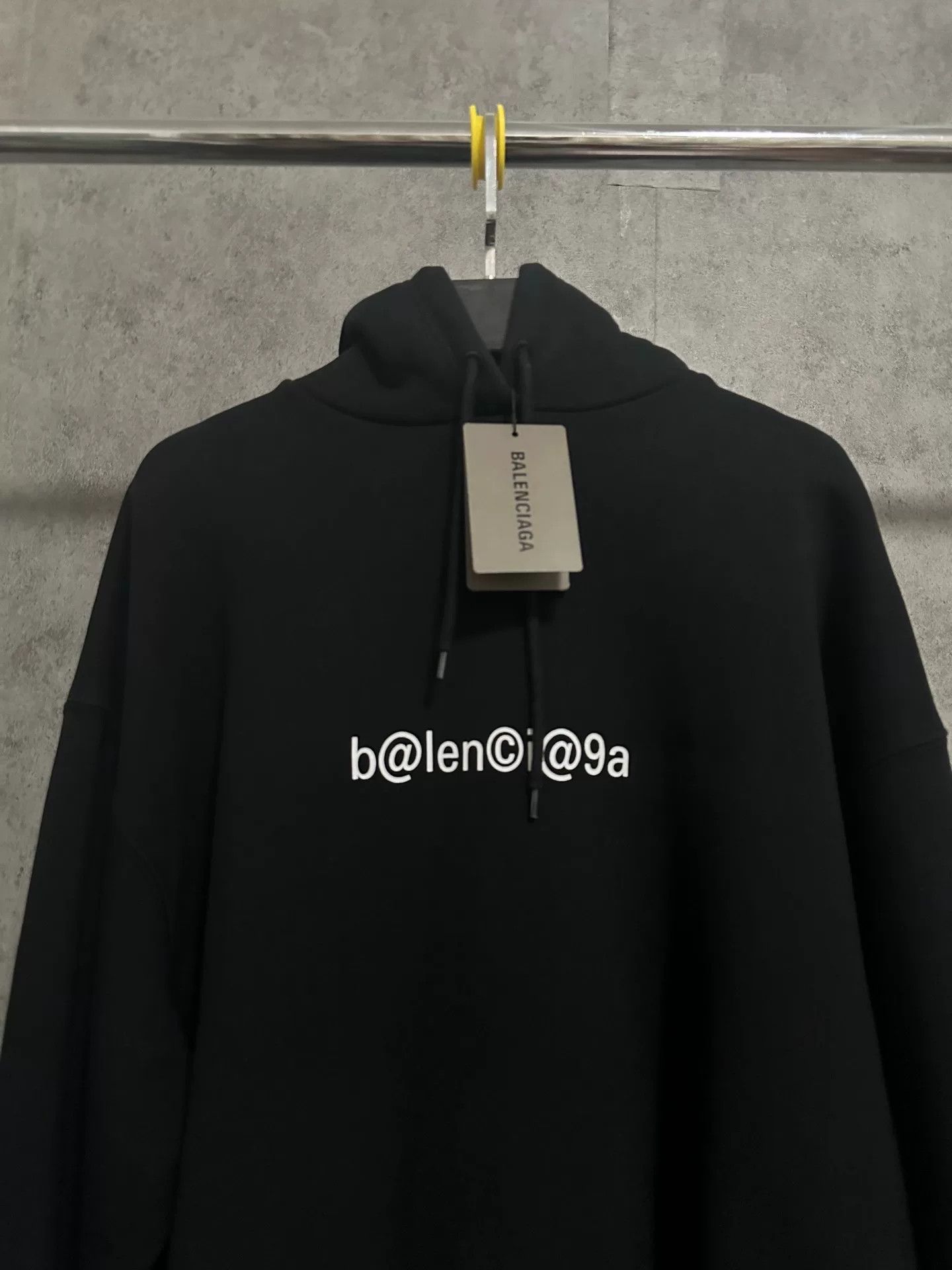 Balenciaga Balenciaga Email Logo Long Sleeve Hoodie Size US S / EU 44-46 / 1 - 2 Thumbnail