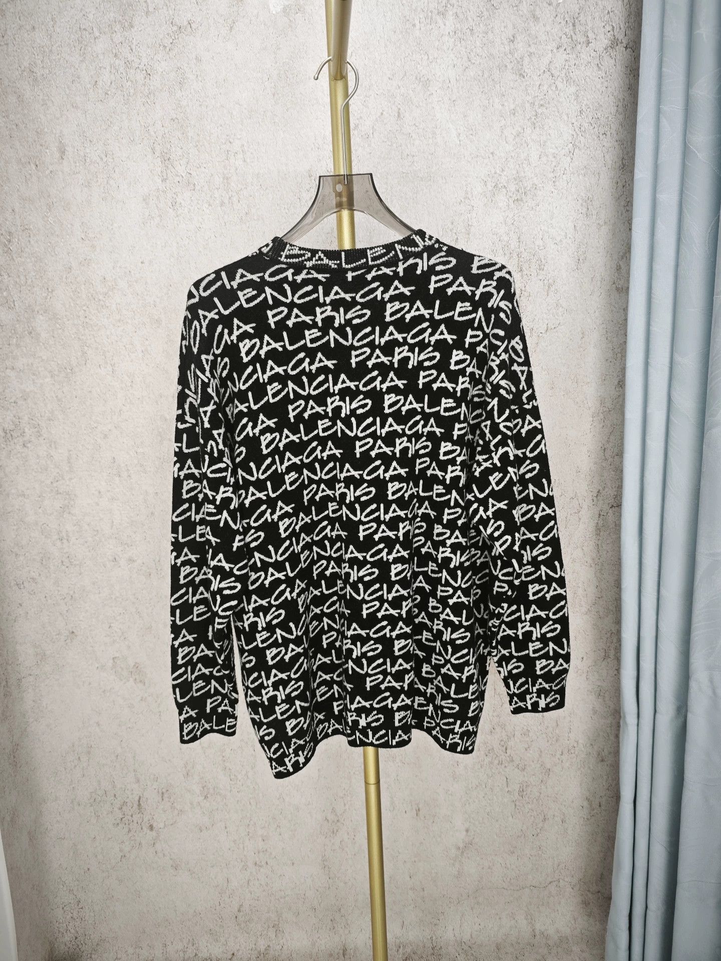 Balenciaga Balenciaga All-Letter Print Sweater Size US L / EU 52-54 / 3 - 5 Thumbnail