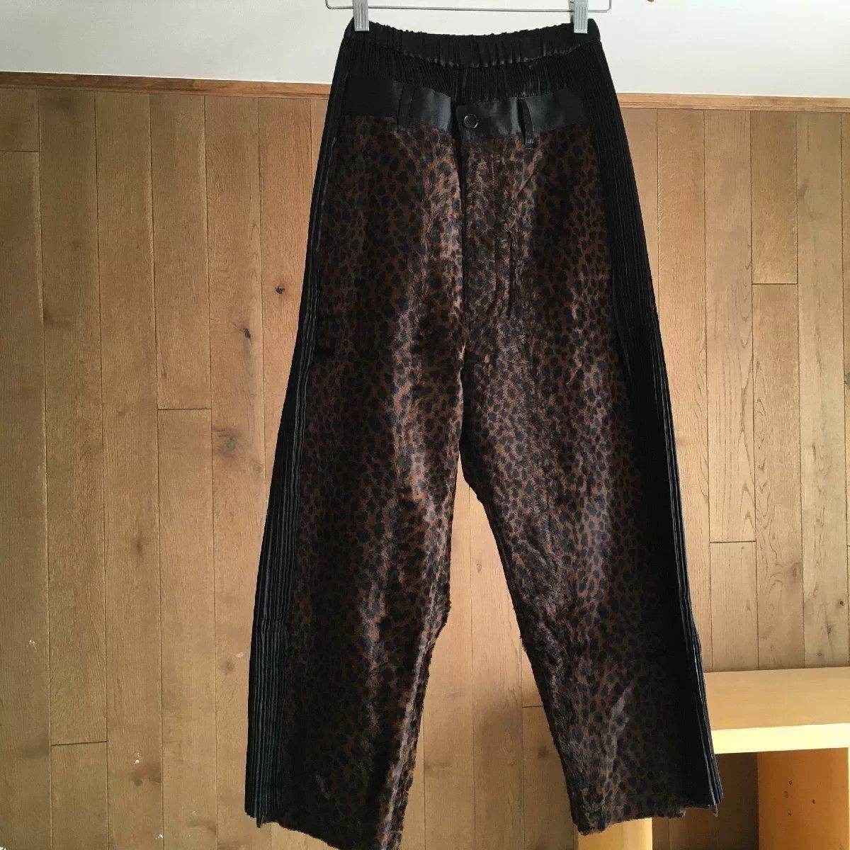 Junya Watanabe junya watanabe leopard print pleated trousers Size US 26 / EU 42 - 2 Thumbnail