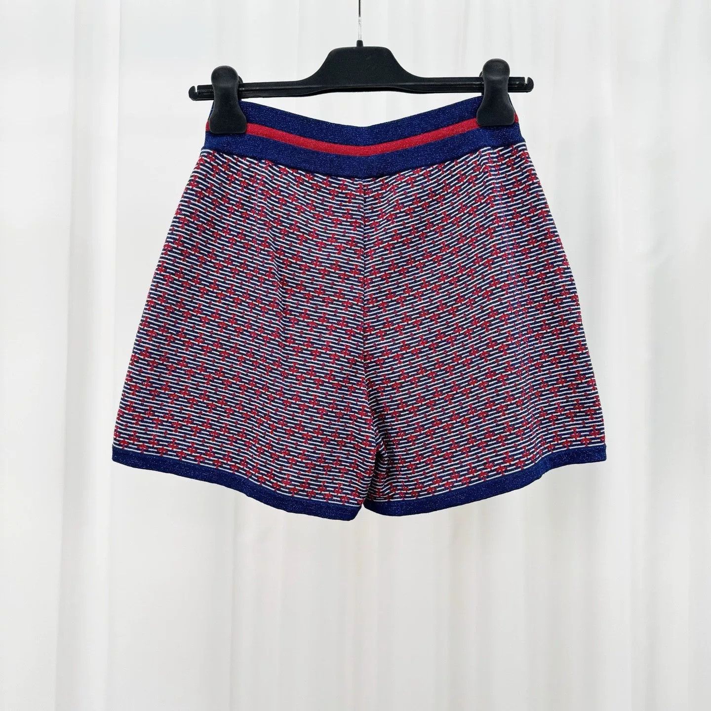 Chanel Chanel Knit Shorts with Airplane Design Size US 34 / EU 50 - 2 Thumbnail