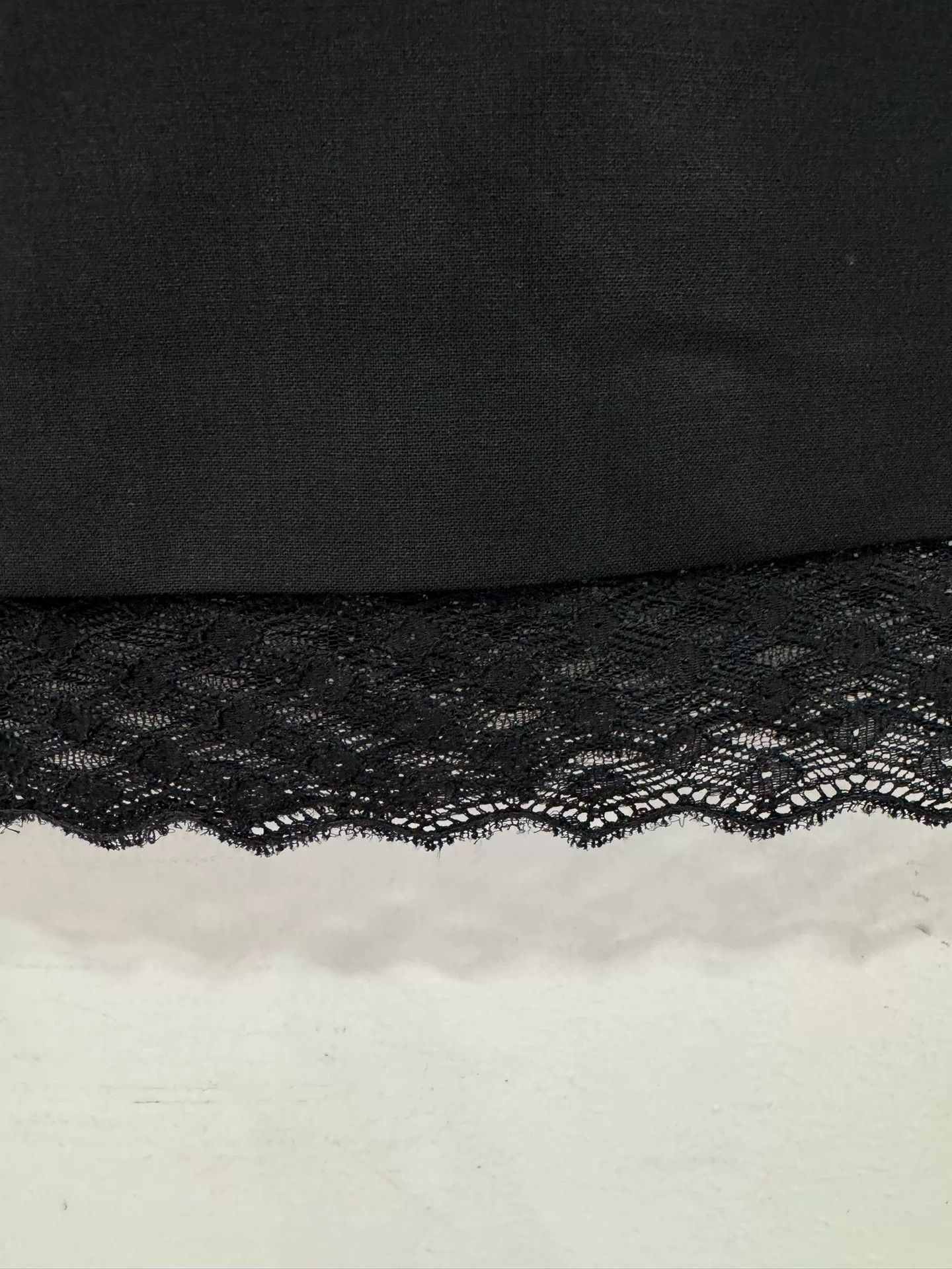 Chanel black lace hem wool skirt size 36 Size US 36 / EU 52 - 3 Thumbnail