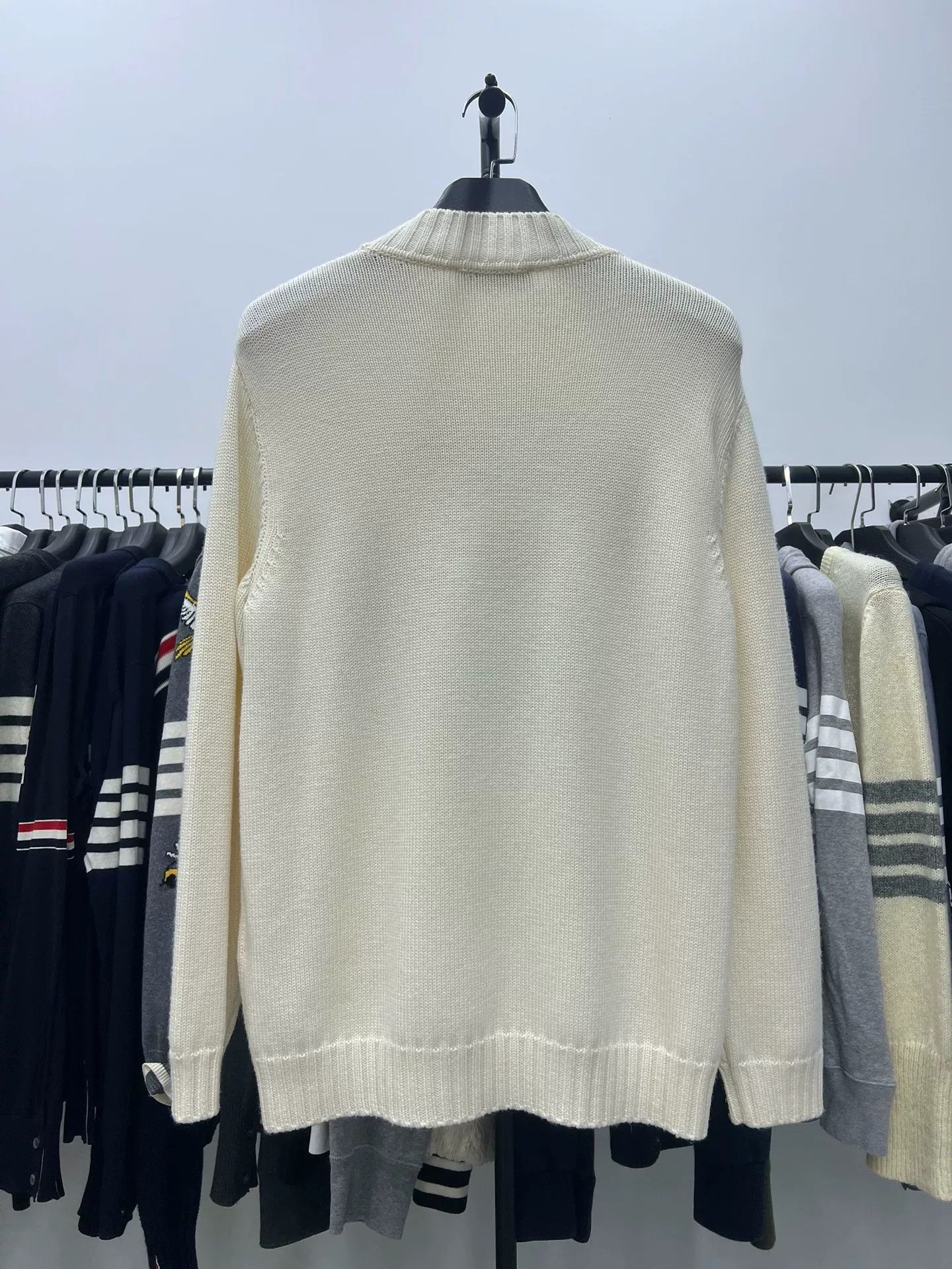 Fendi fendi collaboration knit sweater in white Size US L / EU 52-54 / 3 - 2 Thumbnail