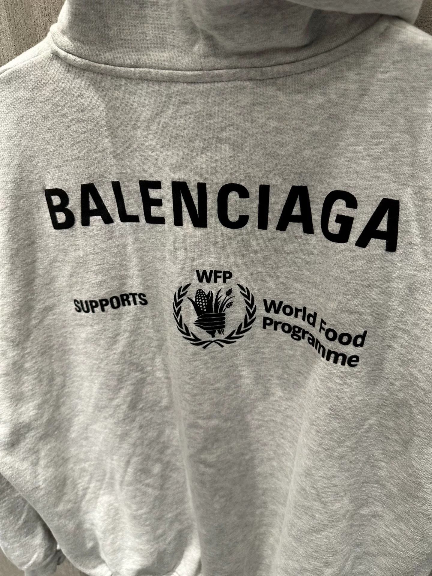 Balenciaga Balenciaga WFP Charity Hoodie Size US XS / EU 42 / 0 - 4 Thumbnail