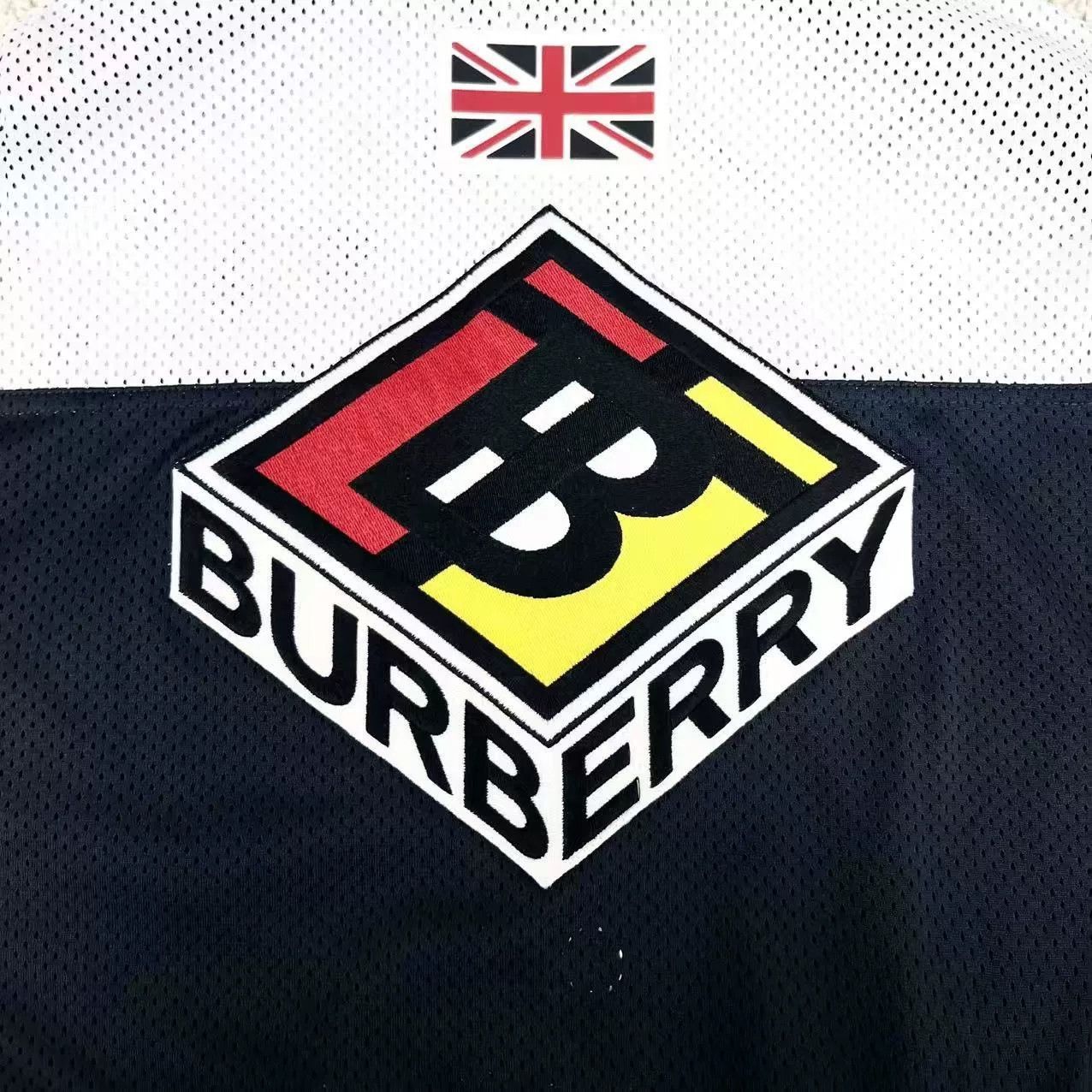 Burberry Burberry Logo Stripe Short Sleeve Dress Size M / US 6-8 / IT 42-44 - 5 Thumbnail
