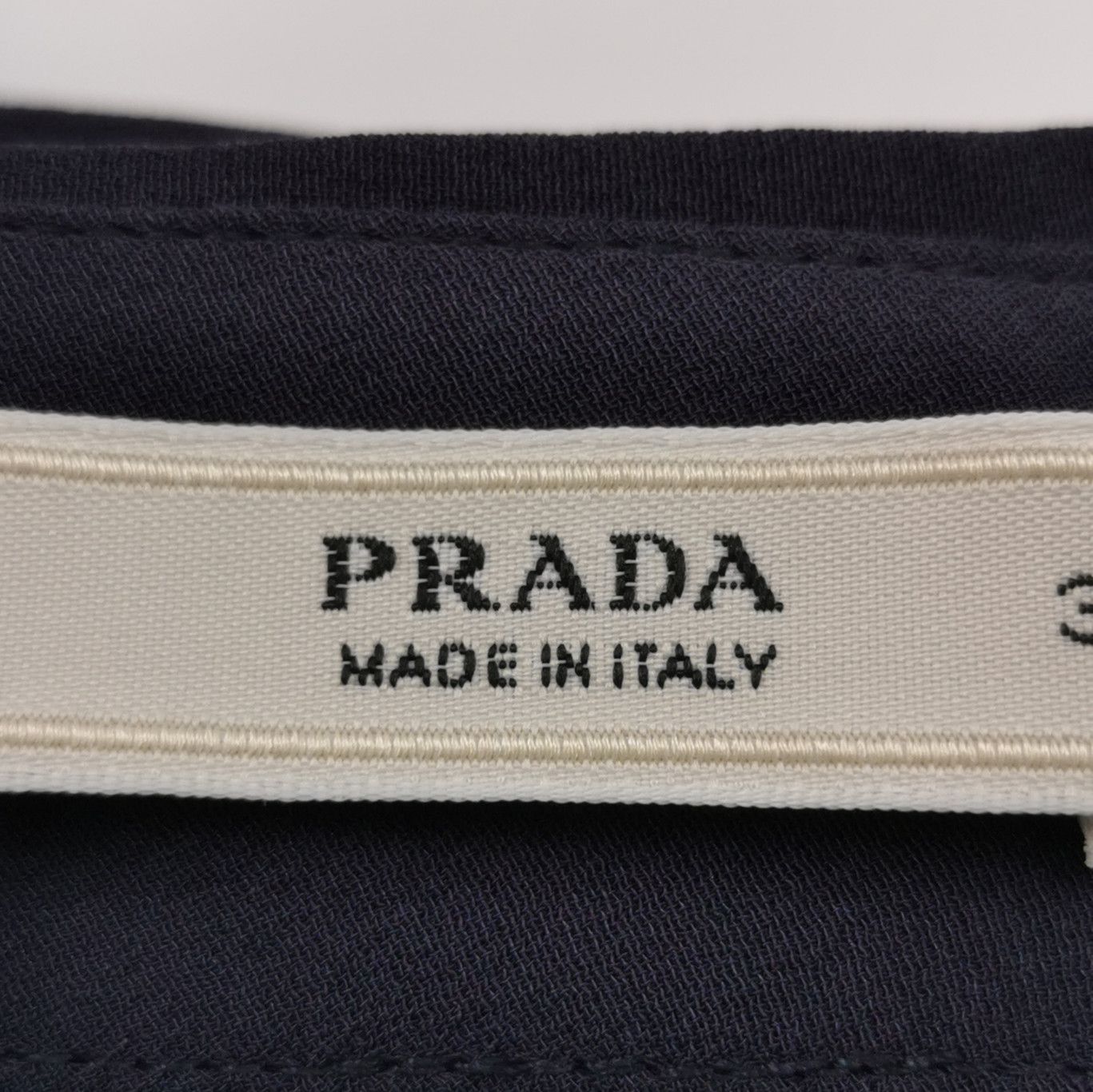 Prada Prada Color-Block Silk Blouse with Collar 0089 Size S / US 4 / IT 40 - 5 Thumbnail