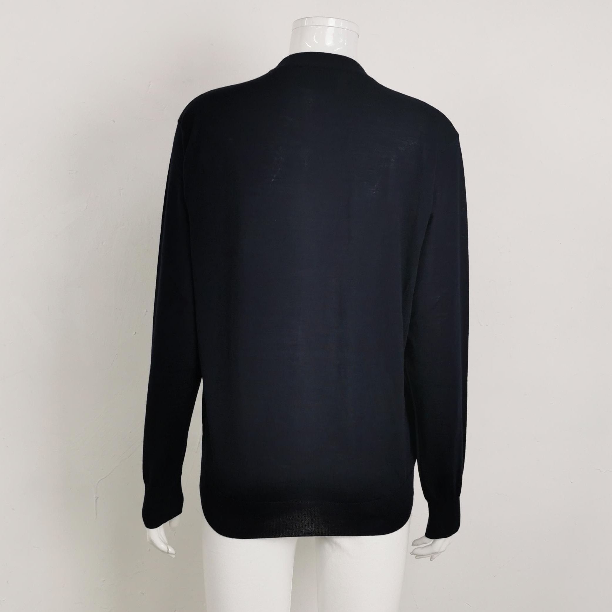 Prada Prada Wool V-Neck Cardigan in Navy 0089 Size S / US 4 / IT 40 - 2 Thumbnail