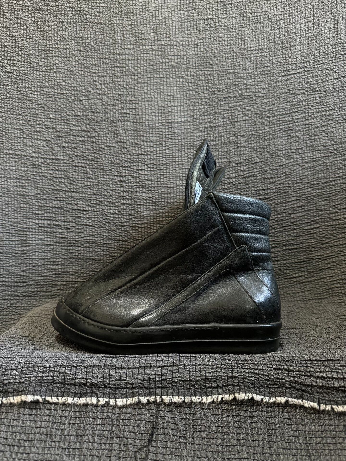 Rick Owens Rick Owens Black High Top Sneakers Size US 7.5 / EU 40-41 - 4 Thumbnail