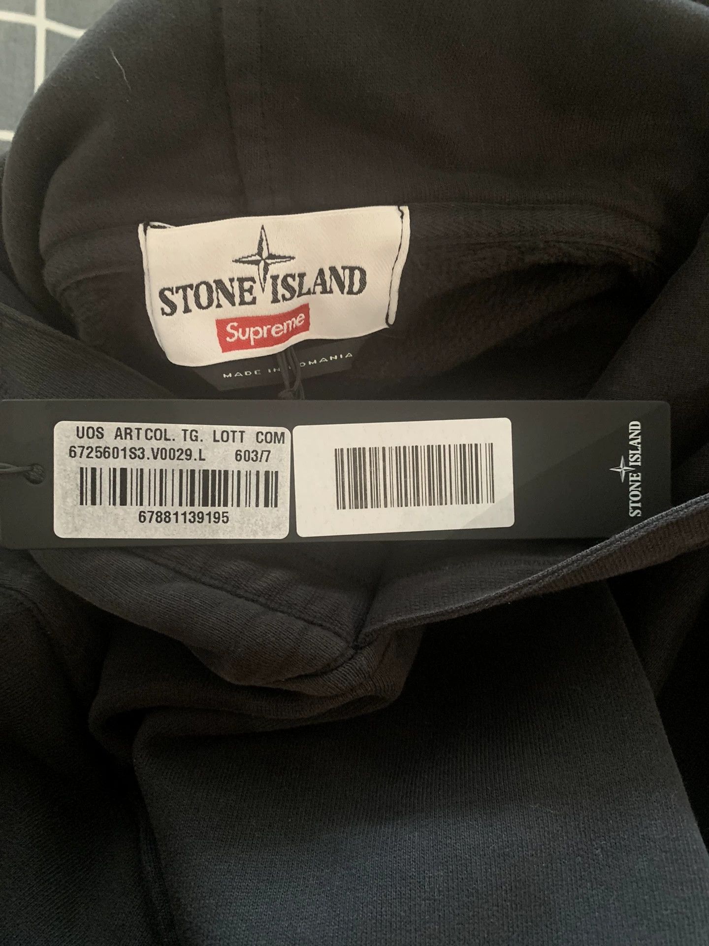 Stone Island stone island x supreme hooded sweatshirt Size US L / EU 52-54 / 3 - 6 Thumbnail