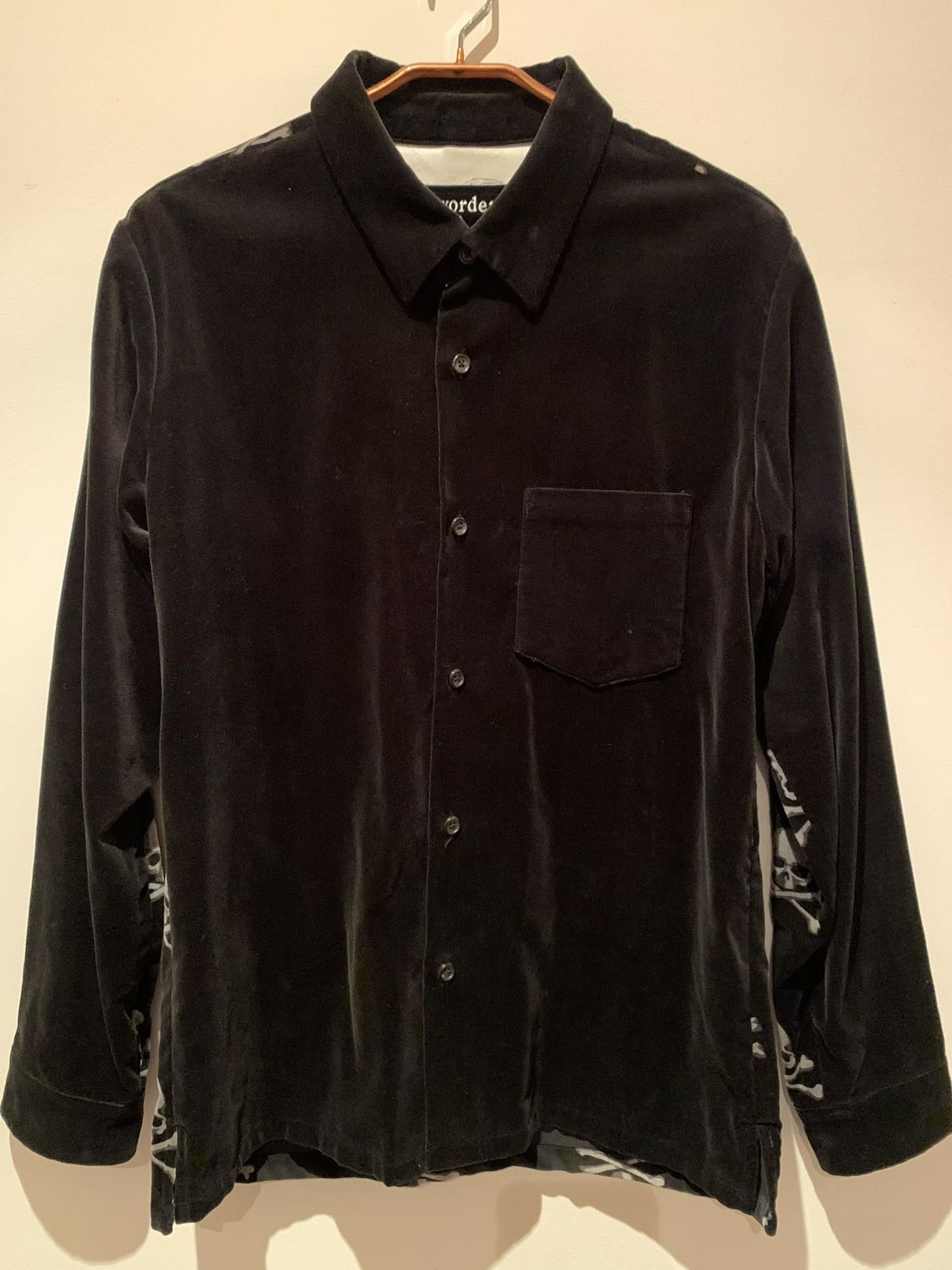 Mastermind Japan mastermind Japan black velvet skull shirt Size US L / EU 52-54 / 3 - 2 Thumbnail
