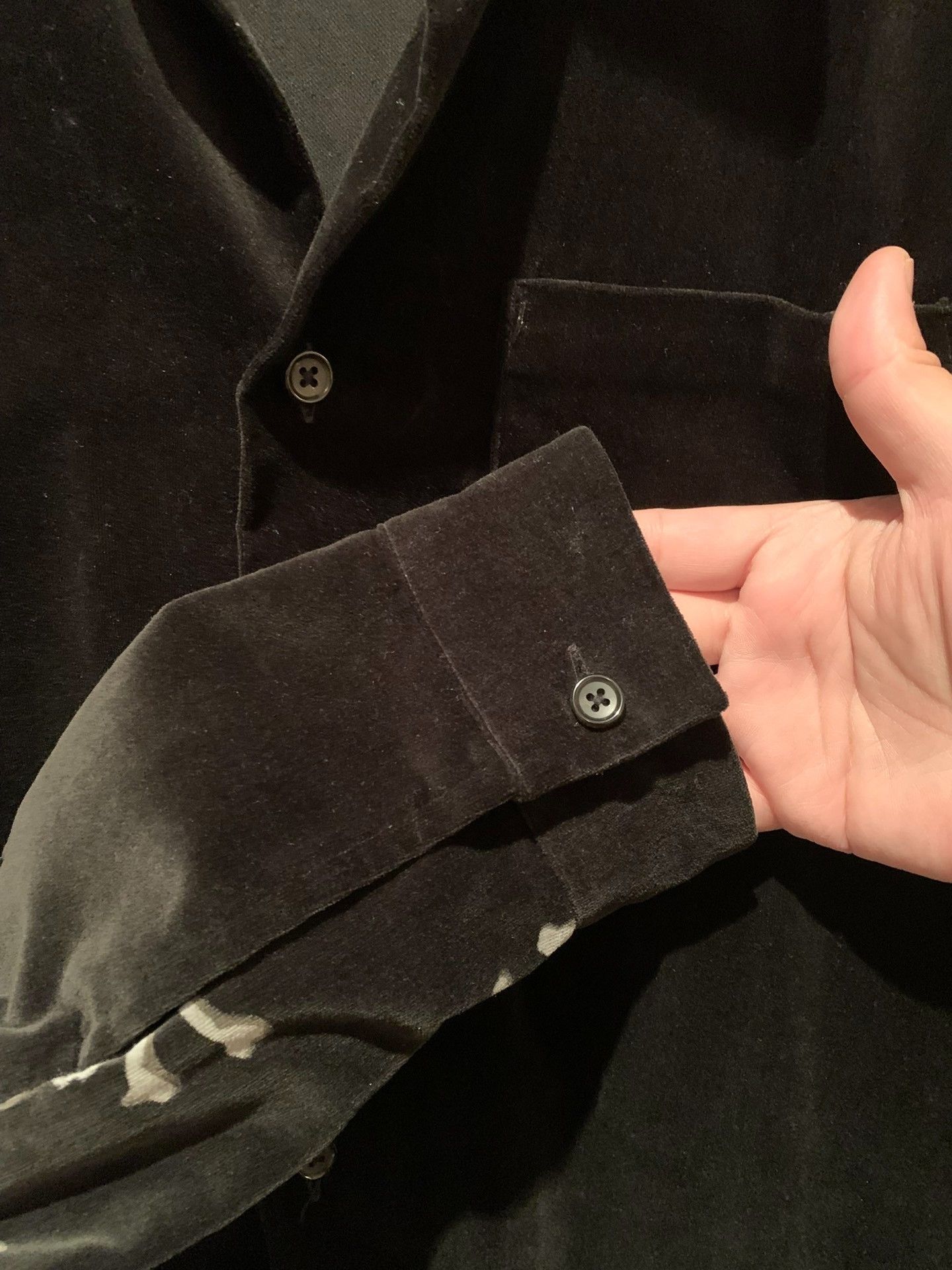 Mastermind Japan mastermind Japan black velvet skull shirt Size US L / EU 52-54 / 3 - 5 Thumbnail