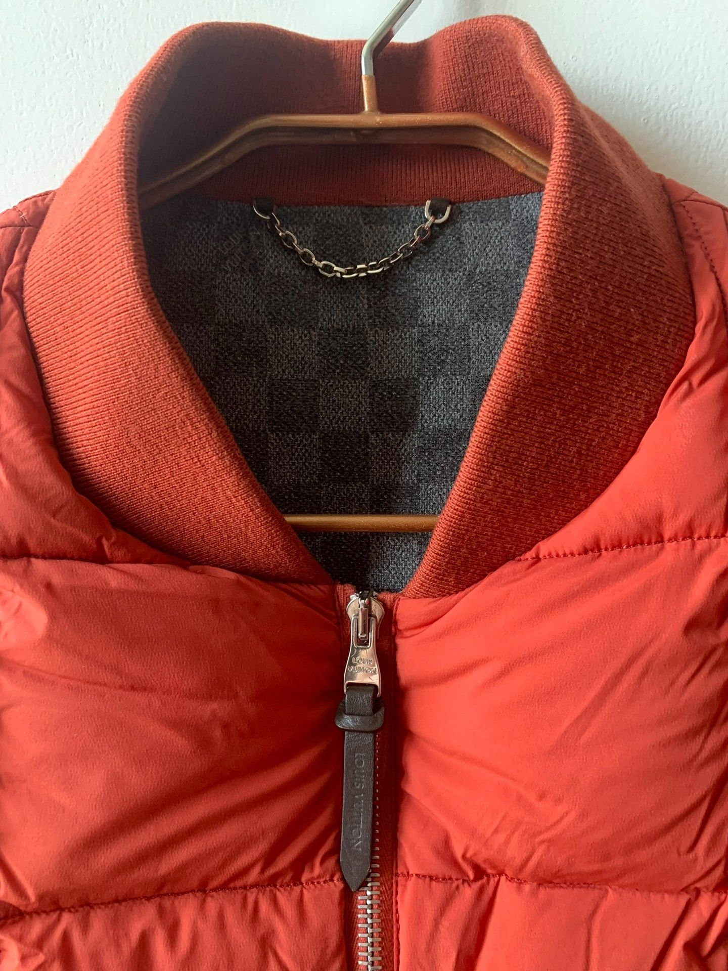 Louis Vuitton orange down vest by louis vuitton Size US L / EU 52-54 / 3 - 4 Thumbnail