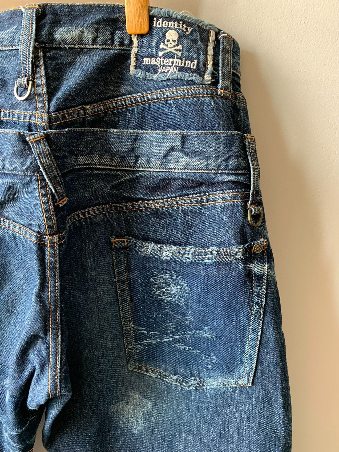 Mastermind Japan mastermind Japan distressed denim pants with skulls Size US 34 / EU 50 - 4 Thumbnail