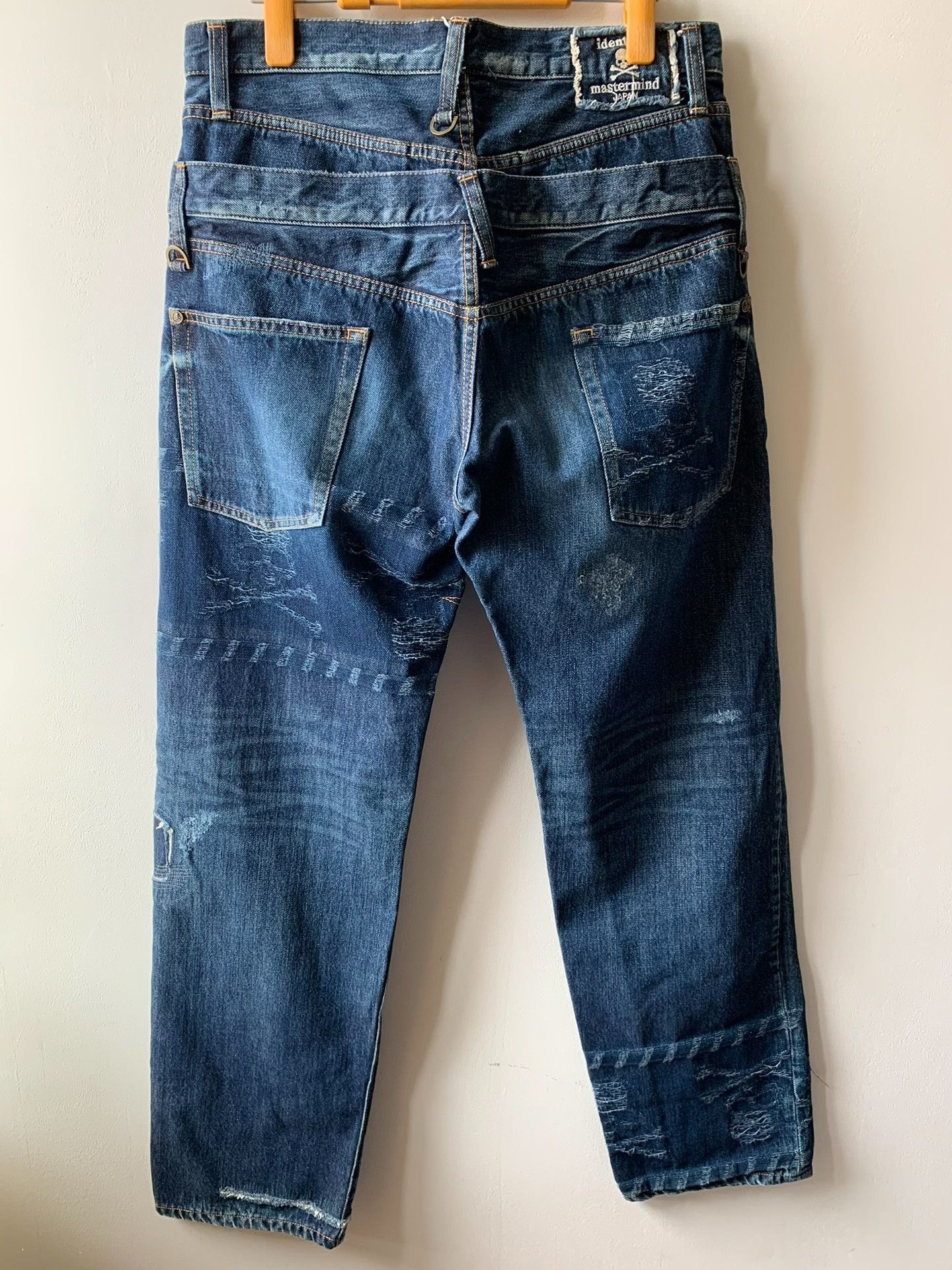 Mastermind Japan mastermind Japan distressed denim pants with skulls Size US 34 / EU 50 - 2 Thumbnail