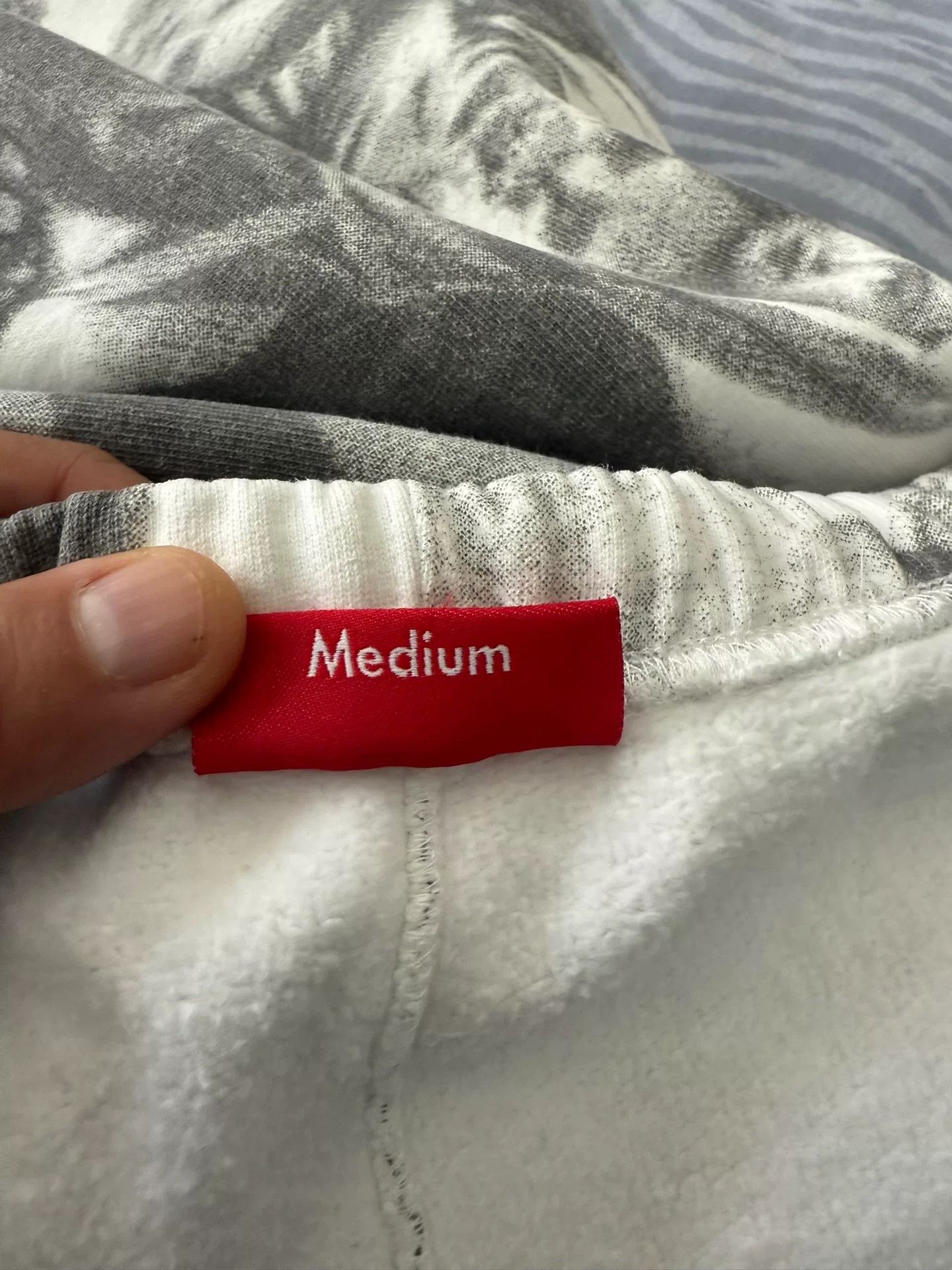 Supreme supreme jesus and mary sweatpants 18fw Size US 34 / EU 50 - 6 Thumbnail