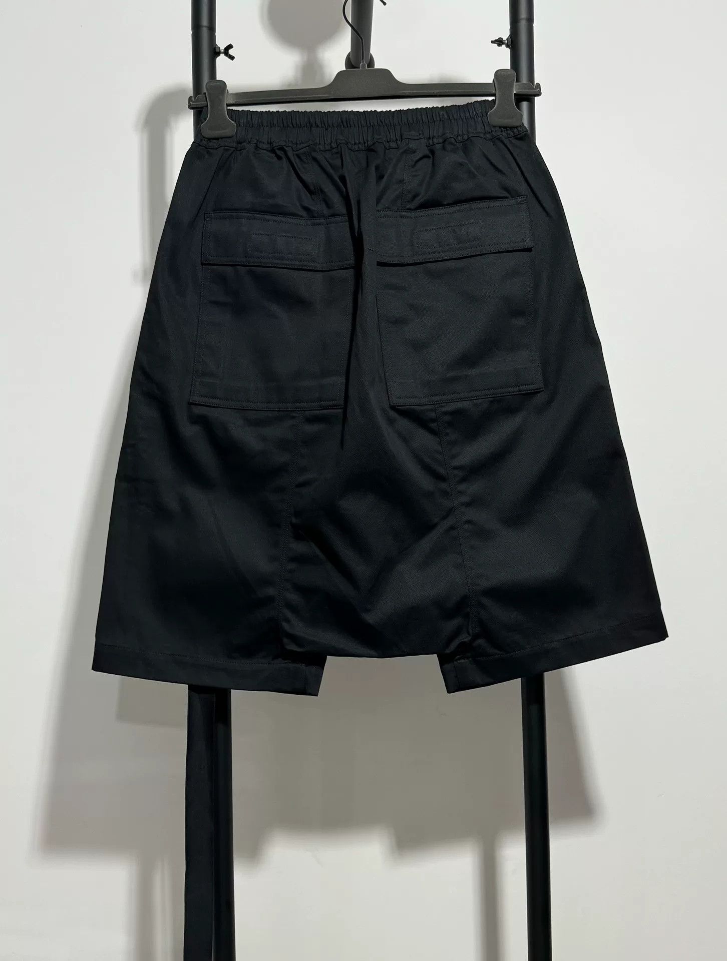 Rick Owens rick owens ro black shorts m size Size US 36 / EU 52 - 2 Thumbnail