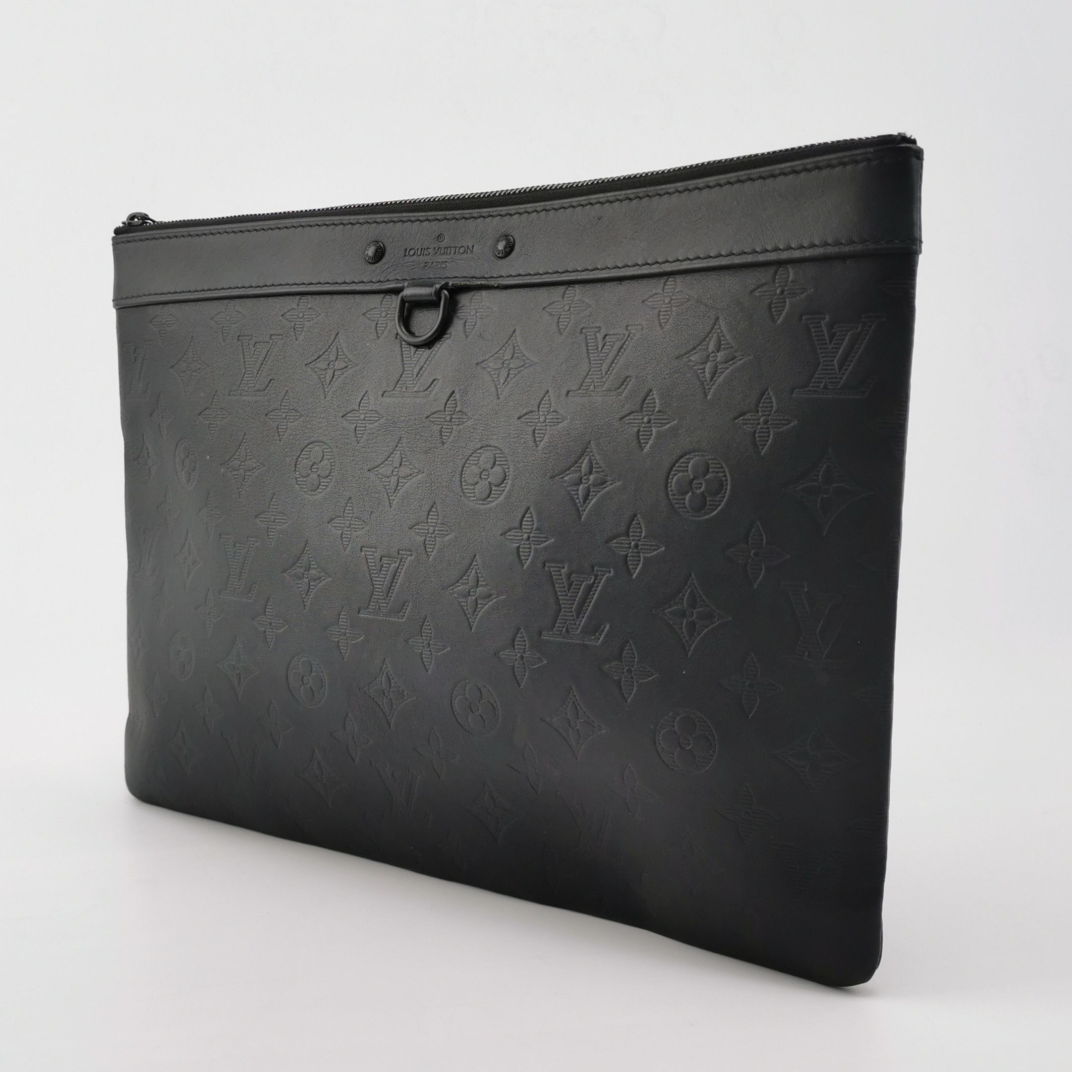 Louis Vuitton Louis Vuitton Discovery Pochette Black Embossed Clutch Size ONE SIZE - 4 Thumbnail