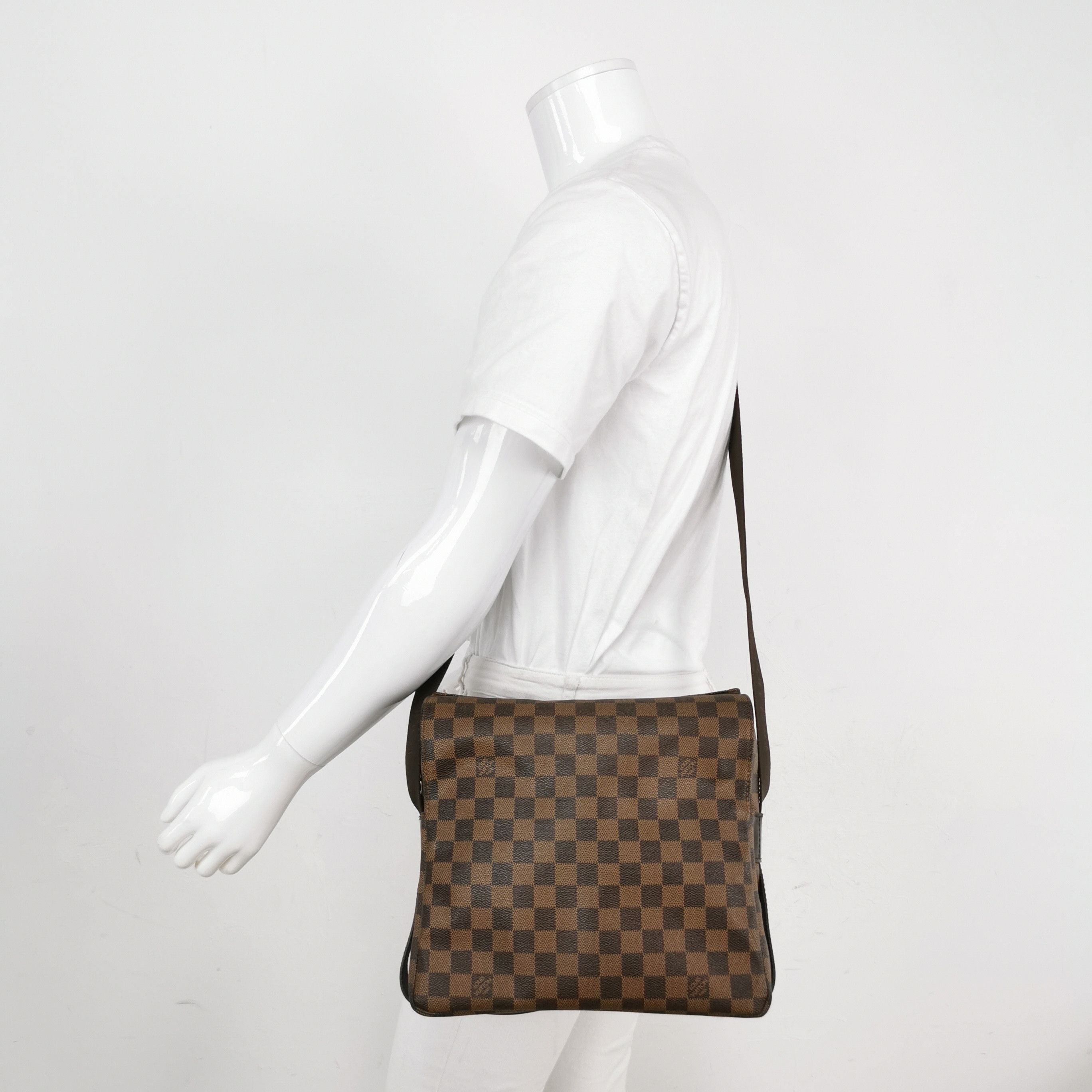 Louis Vuitton Louis Vuitton Damier Naviglio Crossbody Messenger Bag Size ONE SIZE - 3 Thumbnail