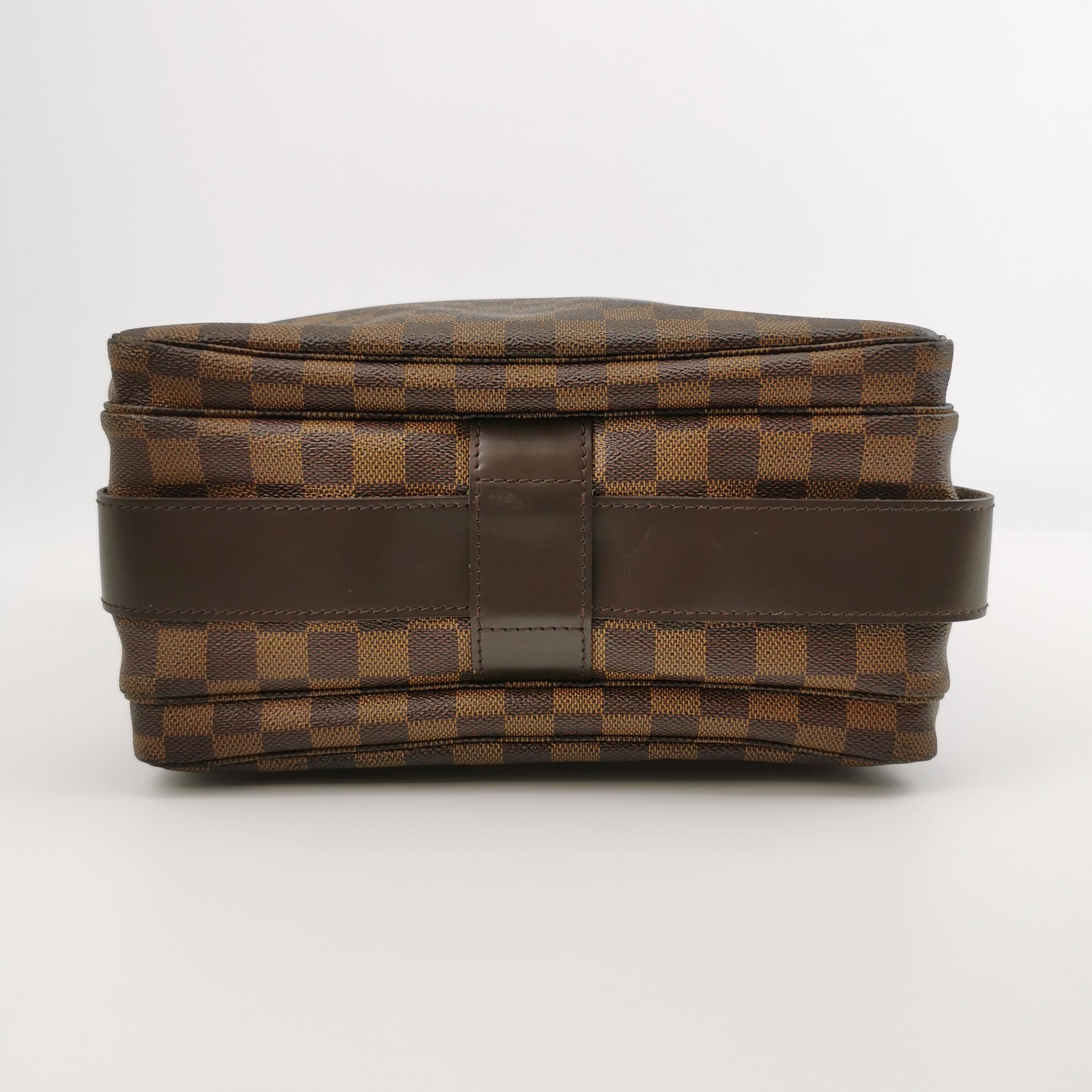Louis Vuitton Louis Vuitton Damier Naviglio Crossbody Messenger Bag Size ONE SIZE - 11 Thumbnail