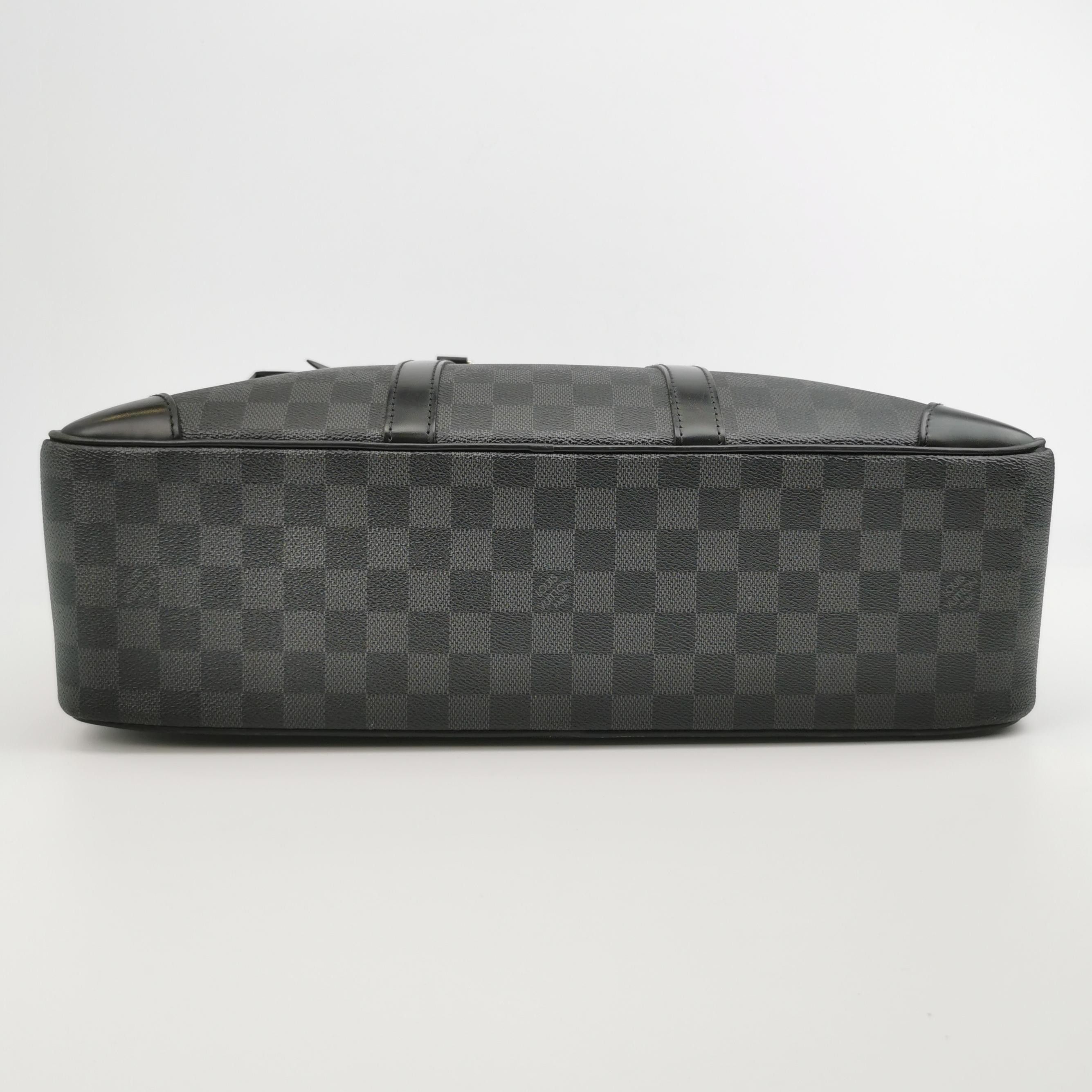 Louis Vuitton Louis Vuitton Damier Leather Briefcase Crossbody Size ONE SIZE - 11 Thumbnail