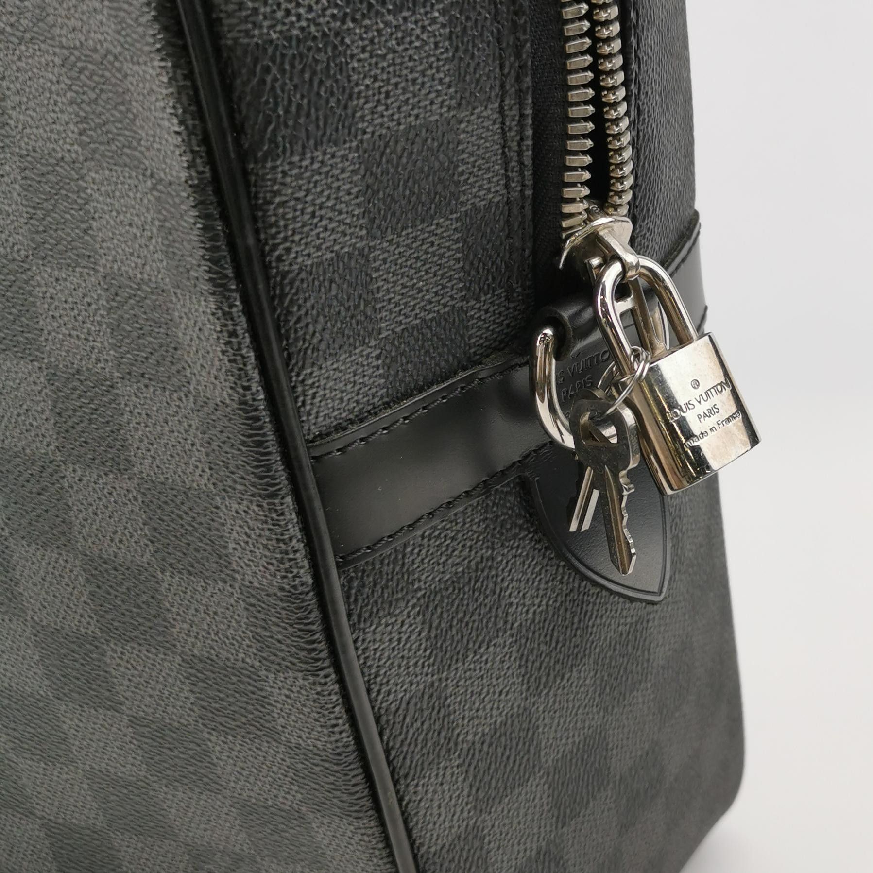 Louis Vuitton Louis Vuitton Damier Leather Briefcase Crossbody Size ONE SIZE - 15 Thumbnail