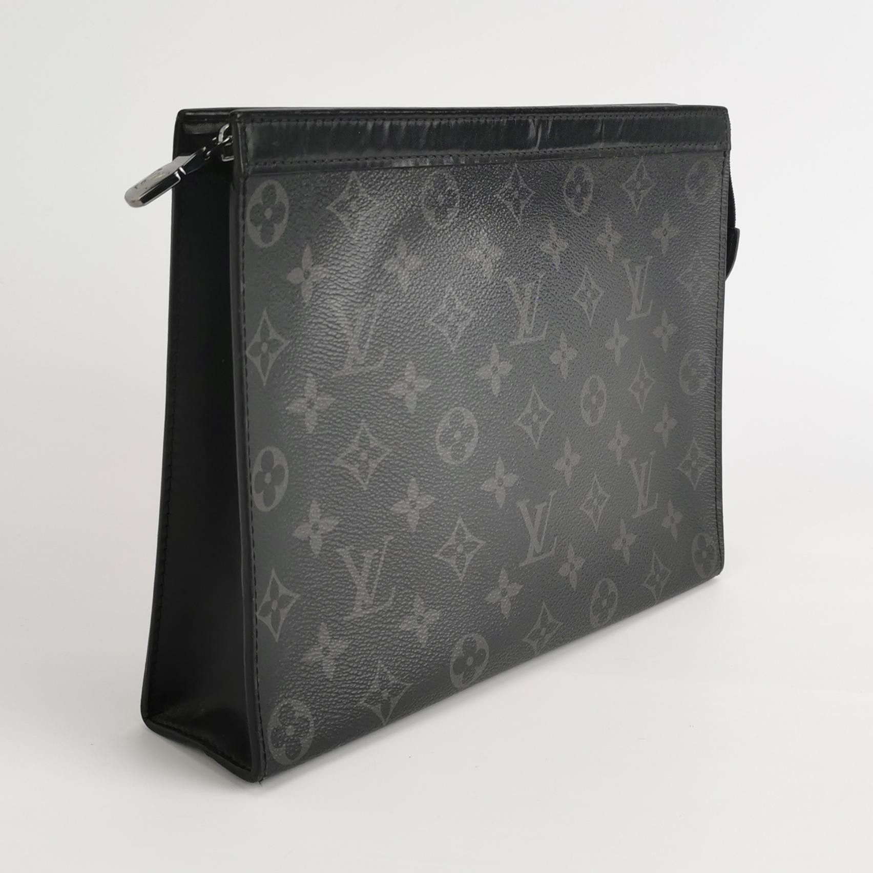 Louis Vuitton Louis Vuitton Pochette Voyage Medium Monogram Clutch Size ONE SIZE - 6 Thumbnail