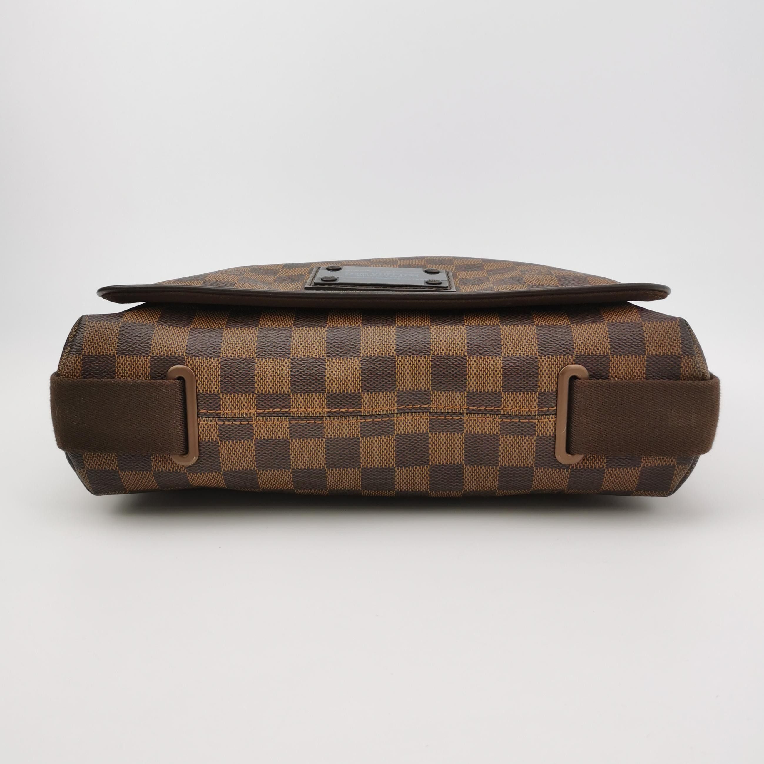 Louis Vuitton Louis Vuitton Brooklyn Damier Check Messenger Bag Size ONE SIZE - 11 Thumbnail
