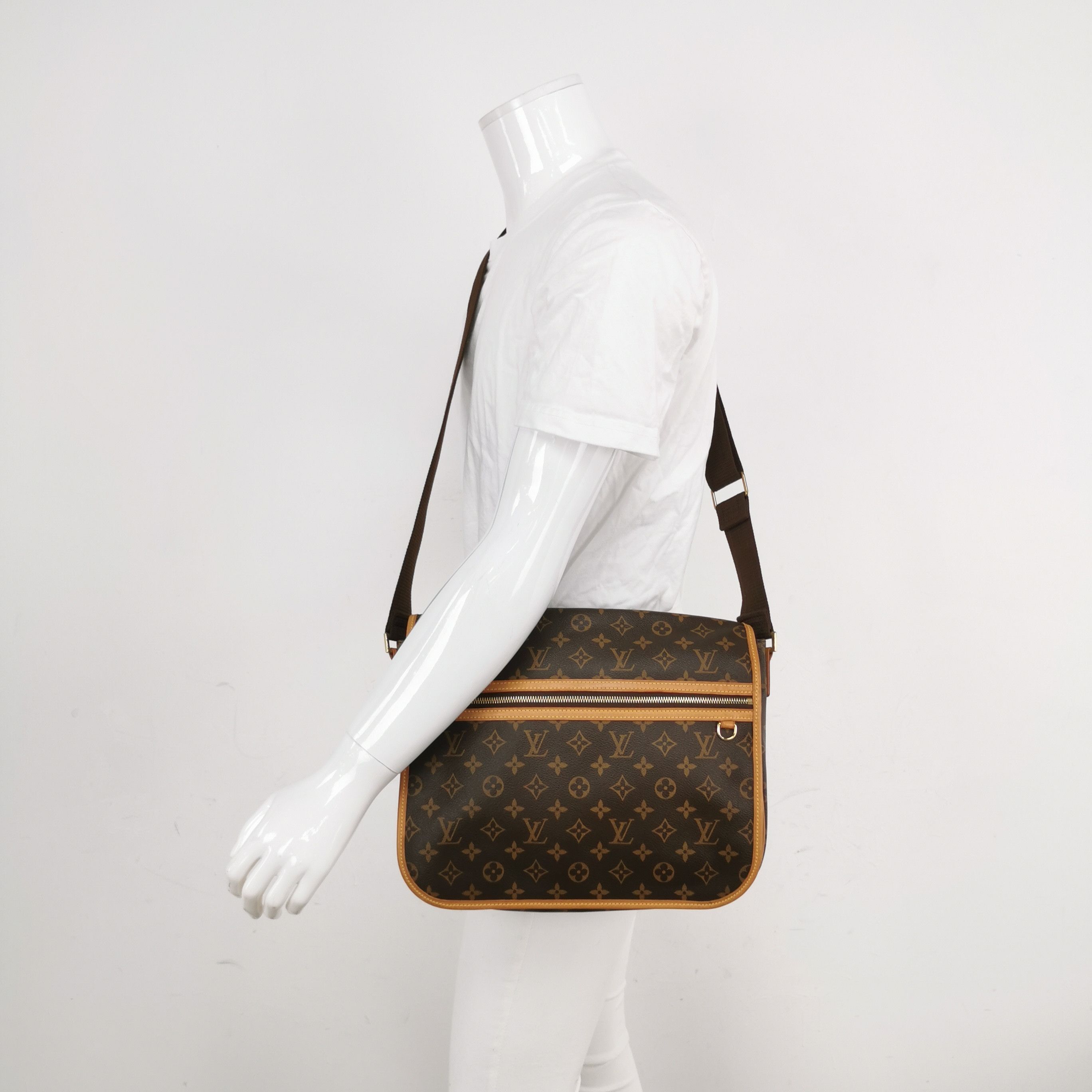 Louis Vuitton Louis Vuitton Bosphore Monogram Messenger Crossbody Bag Size ONE SIZE - 4 Thumbnail