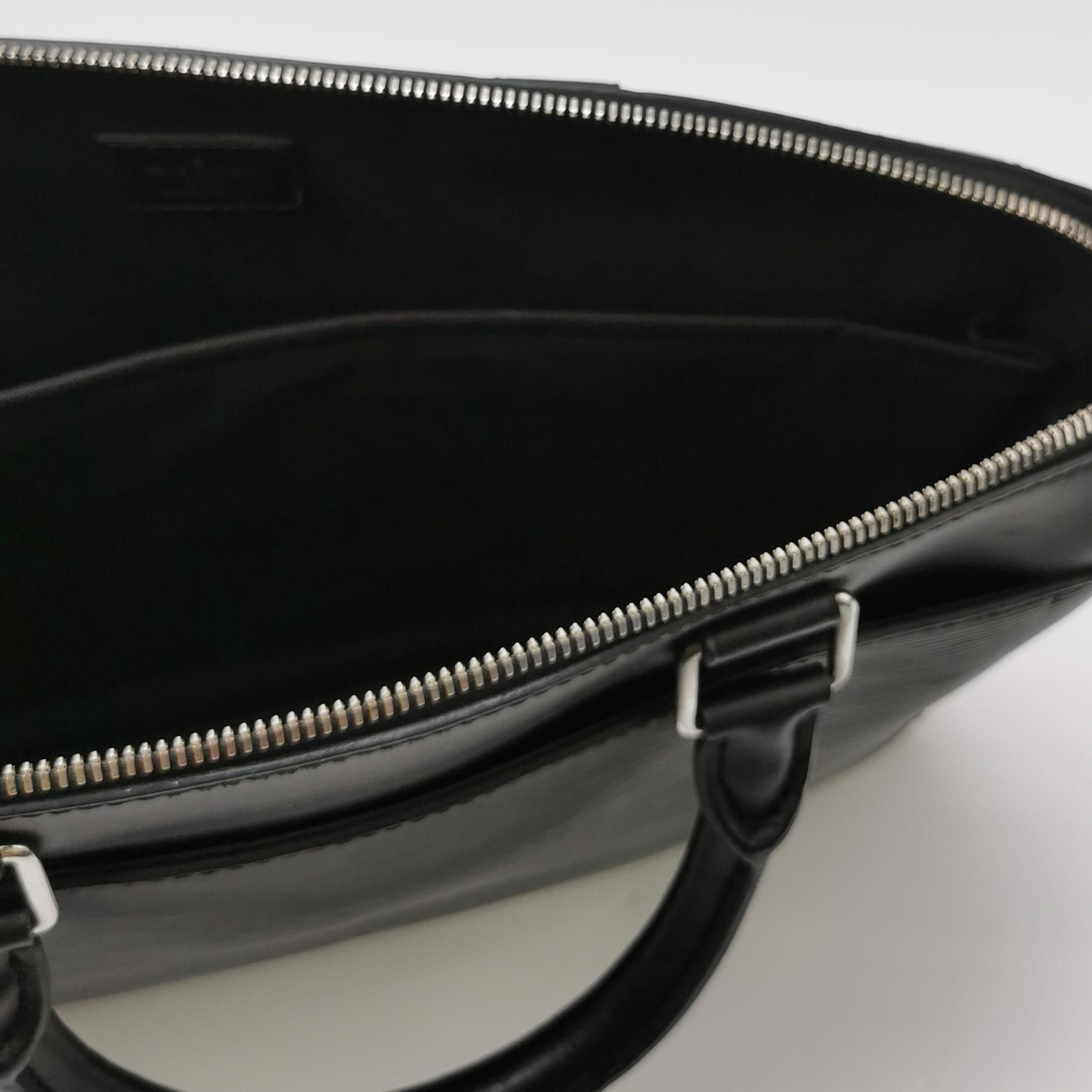 Louis Vuitton Louis Vuitton Large Black Leather Structured Handbag Size ONE SIZE - 14 Thumbnail