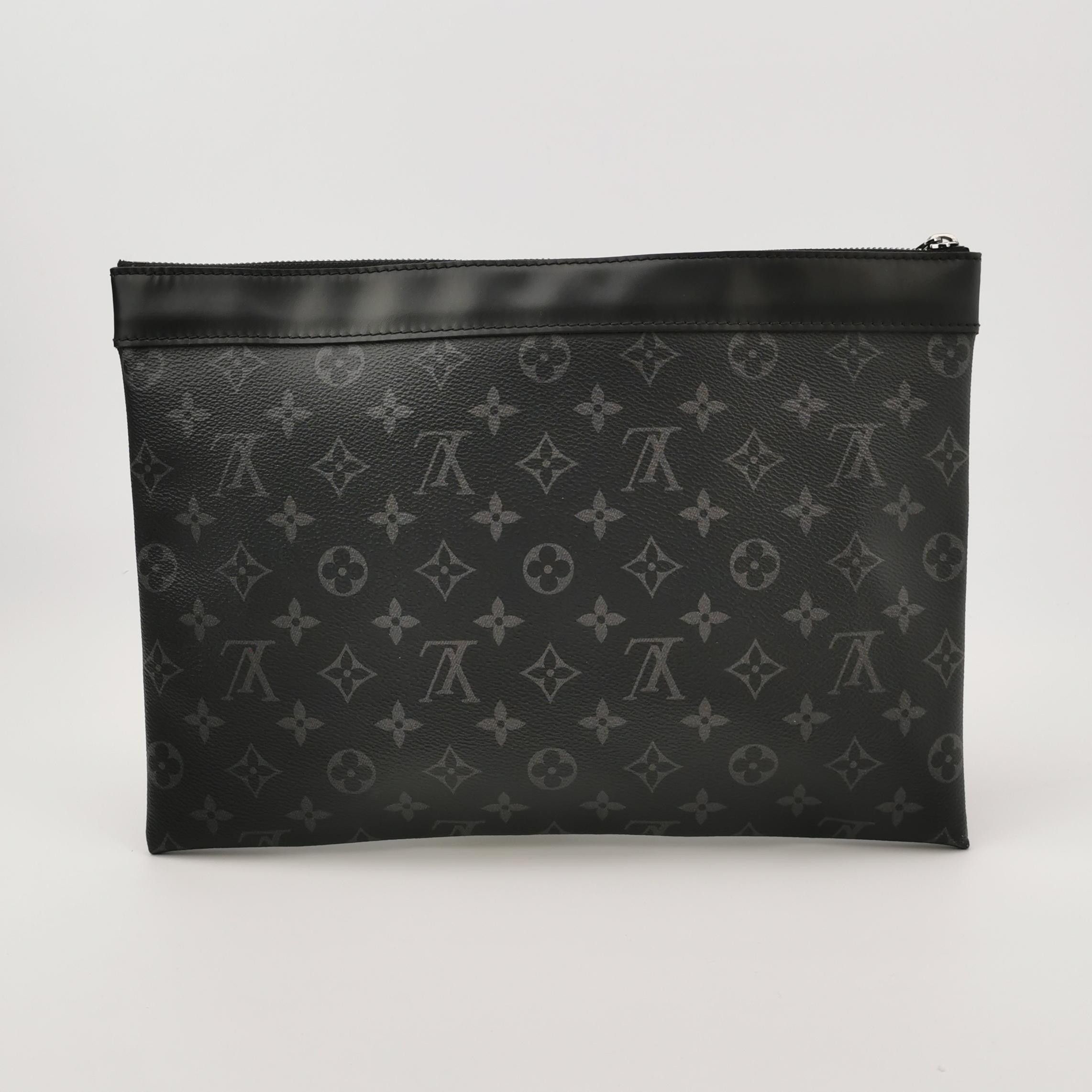 Louis Vuitton Louis Vuitton Monogram Leather Document Clutch Size ONE SIZE - 8 Thumbnail