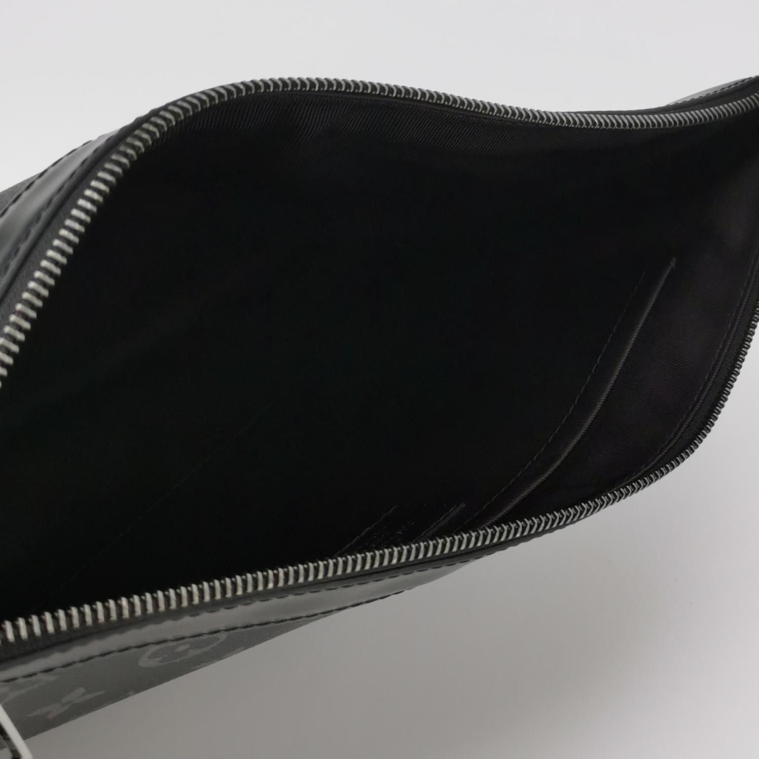 Louis Vuitton Louis Vuitton Monogram Leather Document Clutch Size ONE SIZE - 12 Thumbnail