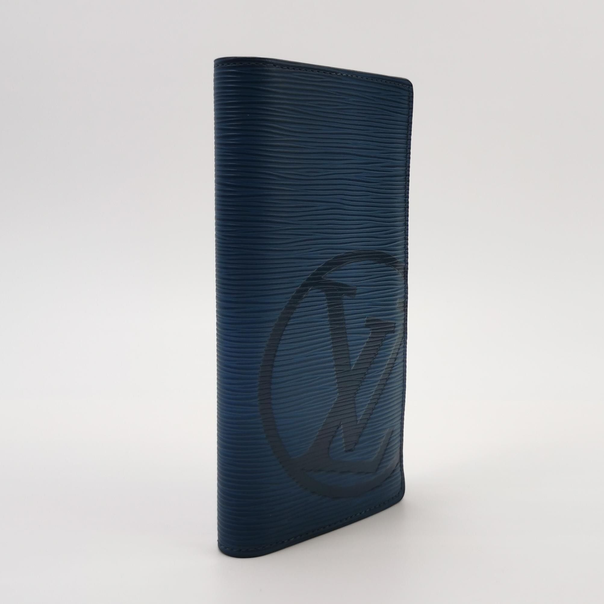 Louis Vuitton Louis Vuitton Brazza Blue Epi Leather Bifold Wallet Size ONE SIZE - 6 Thumbnail