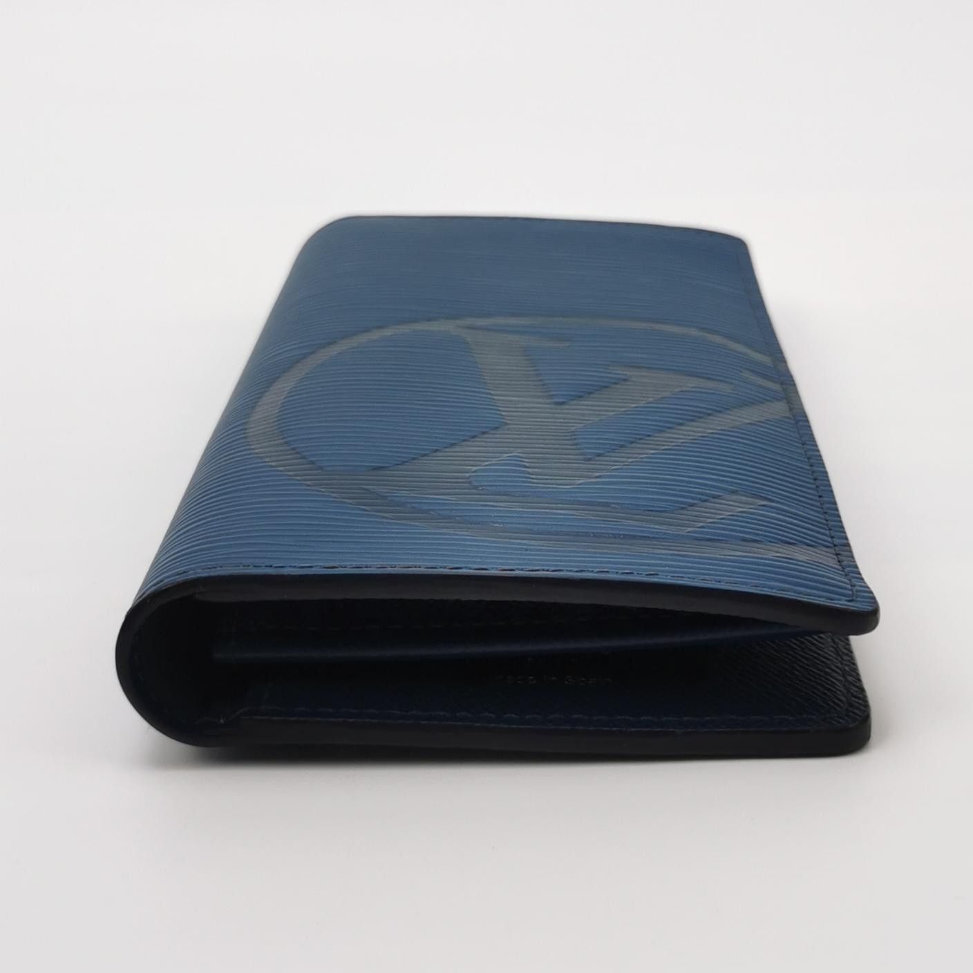 Louis Vuitton Louis Vuitton Brazza Blue Epi Leather Bifold Wallet Size ONE SIZE - 10 Thumbnail