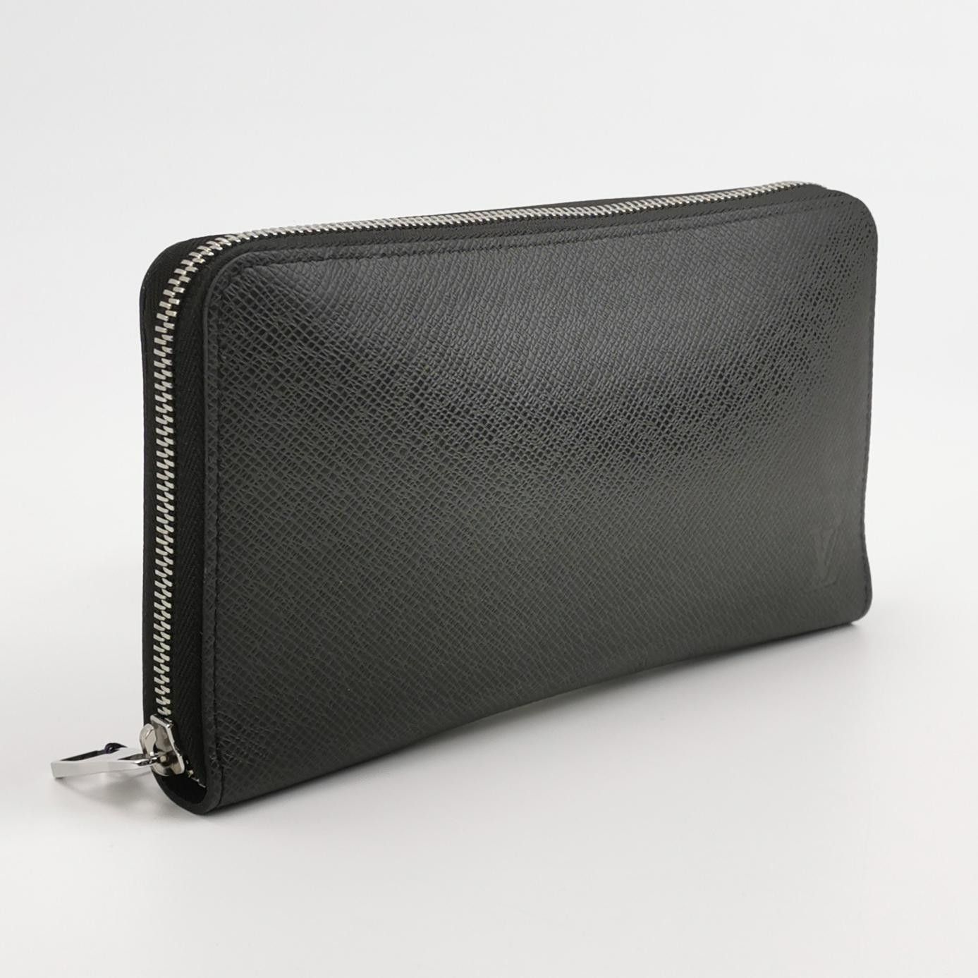 Louis Vuitton Louis Vuitton Baikal Solid Calfskin Zip Clutch Size ONE SIZE - 5 Thumbnail