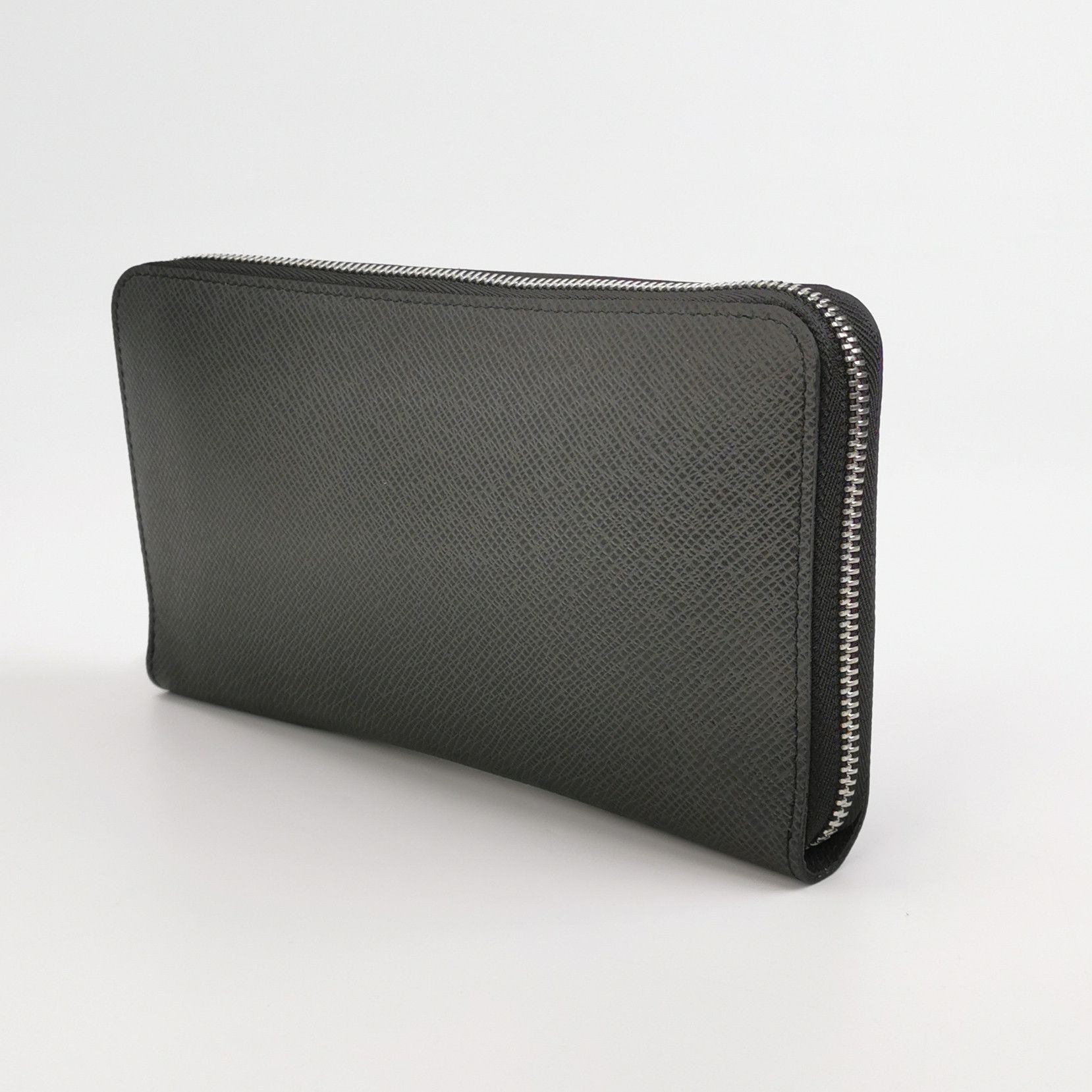 Louis Vuitton Louis Vuitton Baikal Solid Calfskin Zip Clutch Size ONE SIZE - 3 Thumbnail