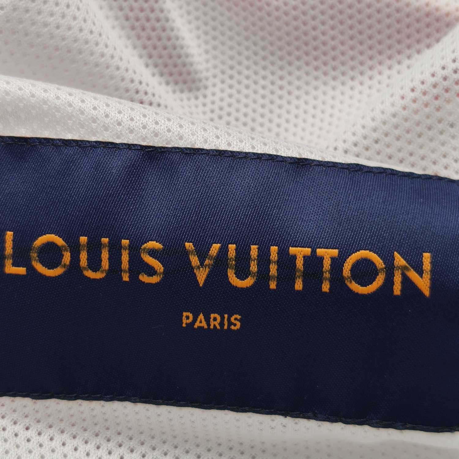 Louis Vuitton Louis Vuitton Colorblock Logo Hooded Jacket Size US S / EU 44-46 / 1 - 10 Thumbnail