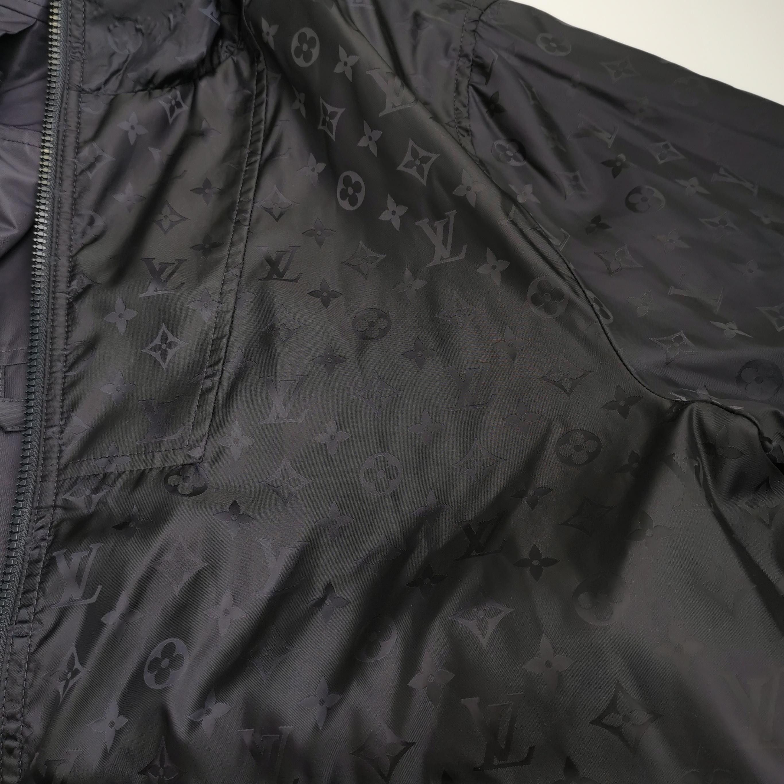 Louis Vuitton Louis Vuitton Monogram Hooded Zip Reversible Jacket L Size US L / EU 52-54 / 3 - 9 Thumbnail