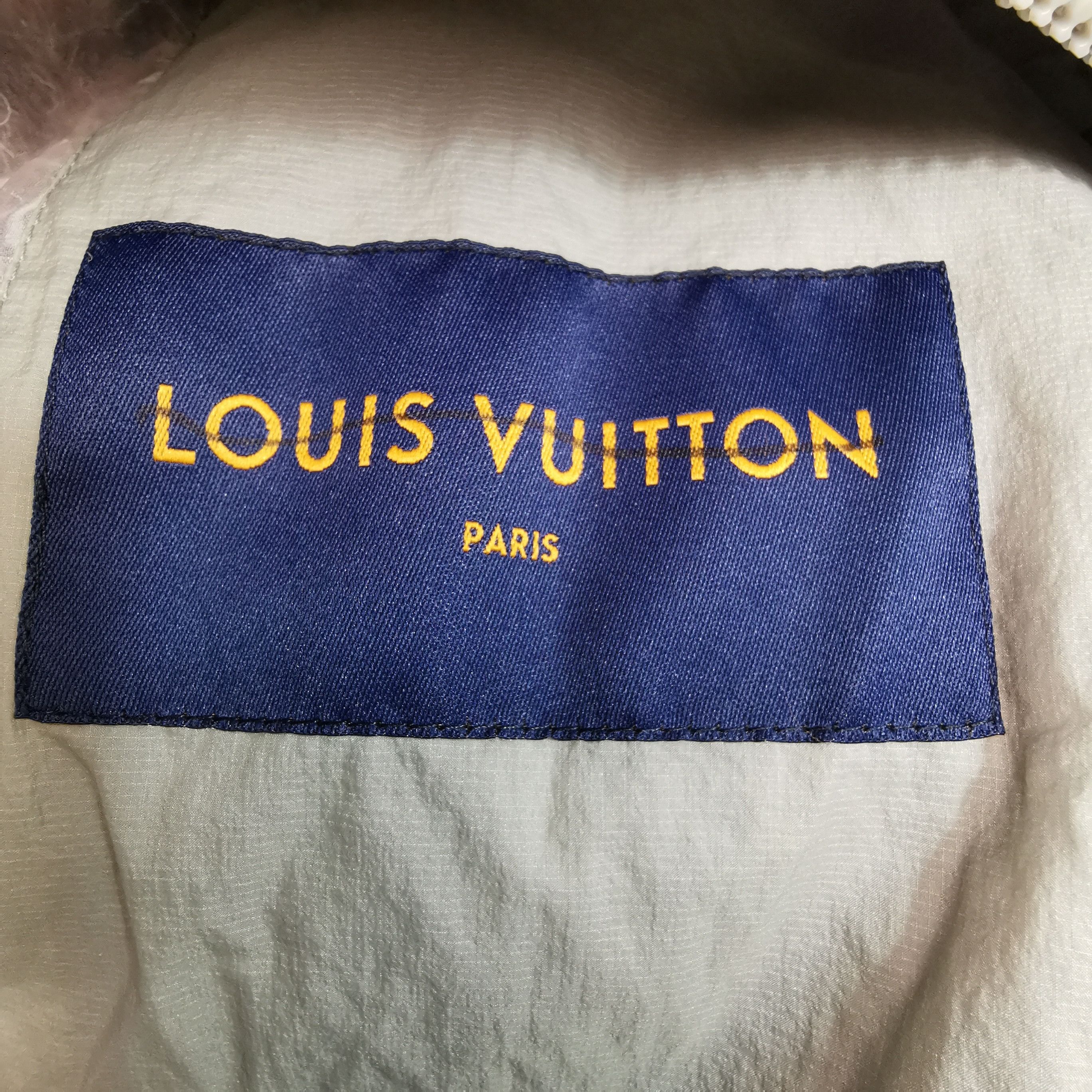 Louis Vuitton Louis Vuitton Monogram Organza Padded Coat L Size US L / EU 52-54 / 3 - 14 Thumbnail