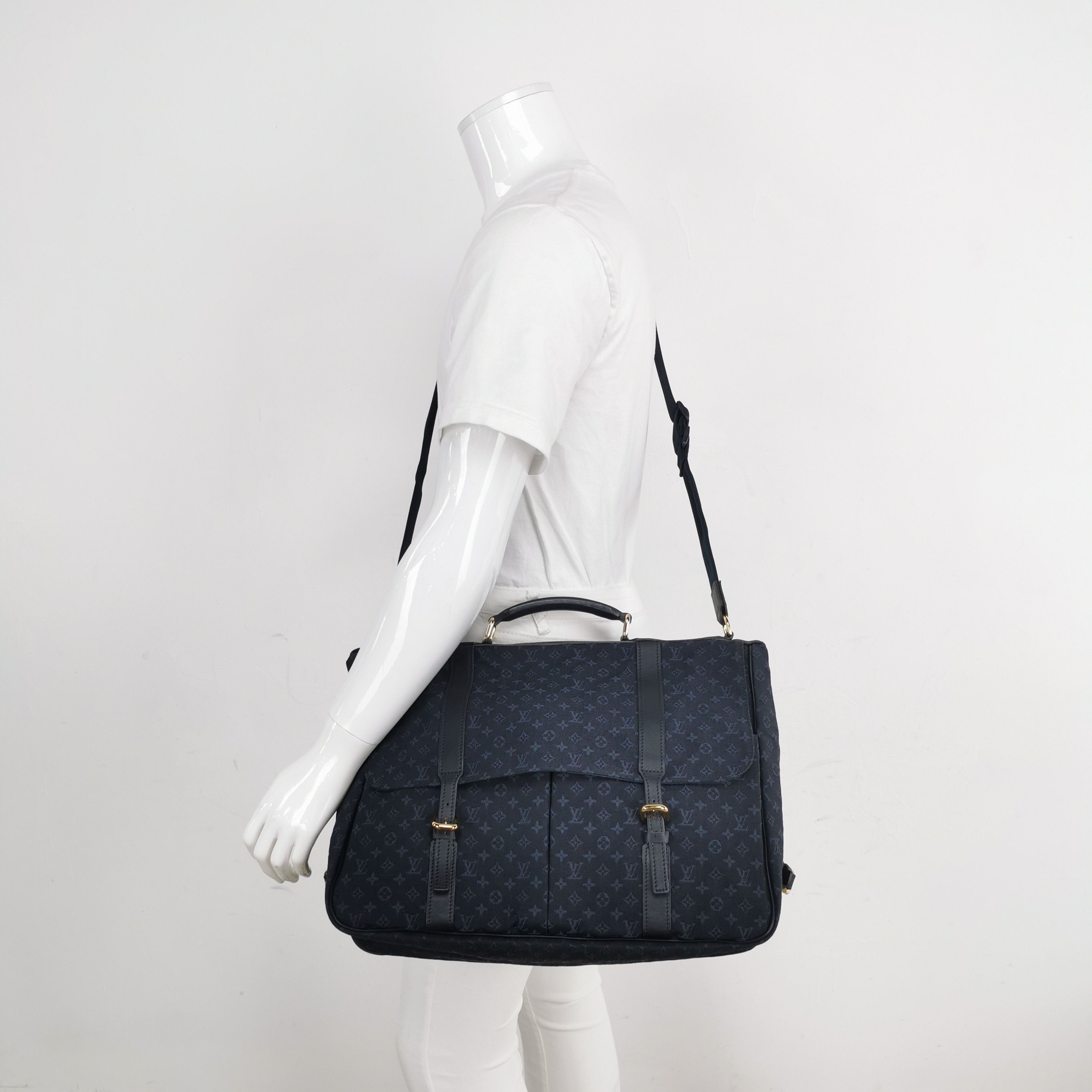 Louis Vuitton Louis Vuitton Monogram Canvas Messenger Bag Size ONE SIZE - 3 Thumbnail