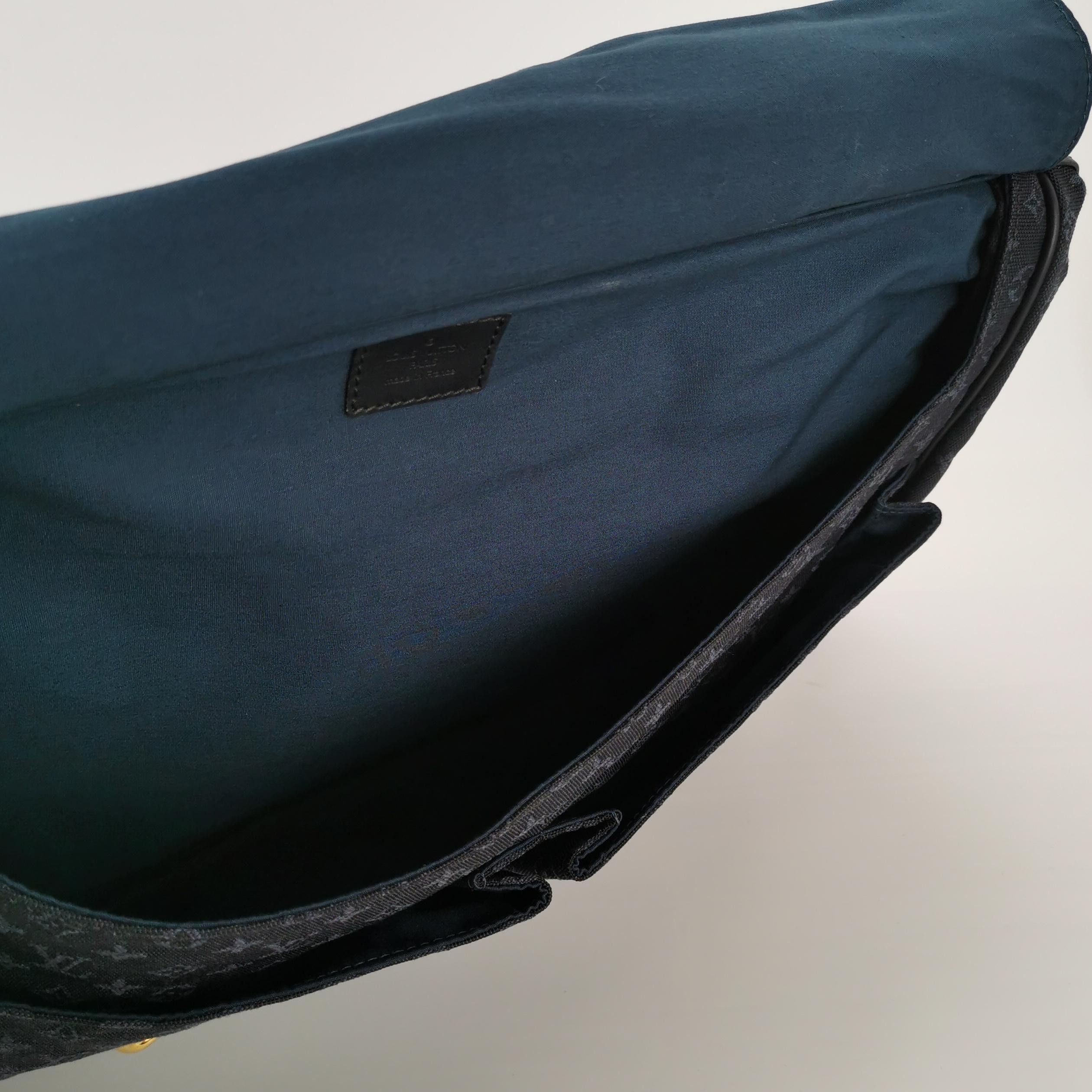 Louis Vuitton Louis Vuitton Monogram Canvas Messenger Bag Size ONE SIZE - 13 Thumbnail