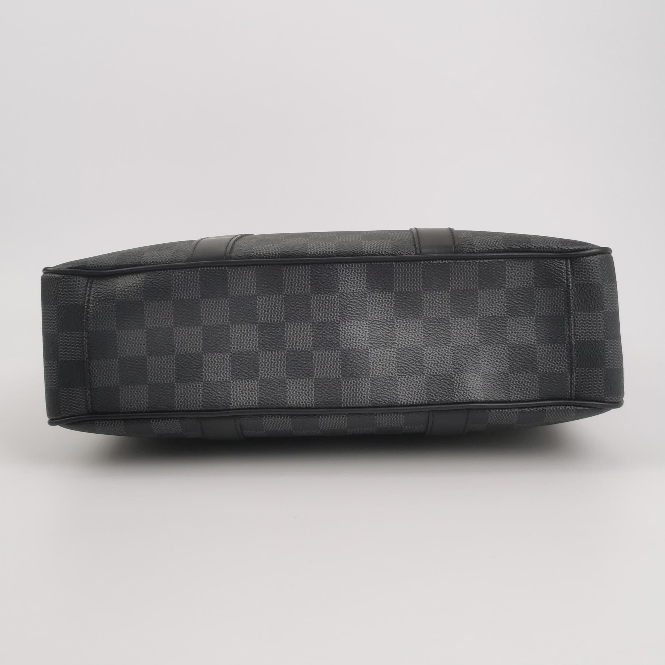 Louis Vuitton Louis Vuitton Damier Graphite Tadao Crossbody Briefcase Size ONE SIZE - 12 Thumbnail