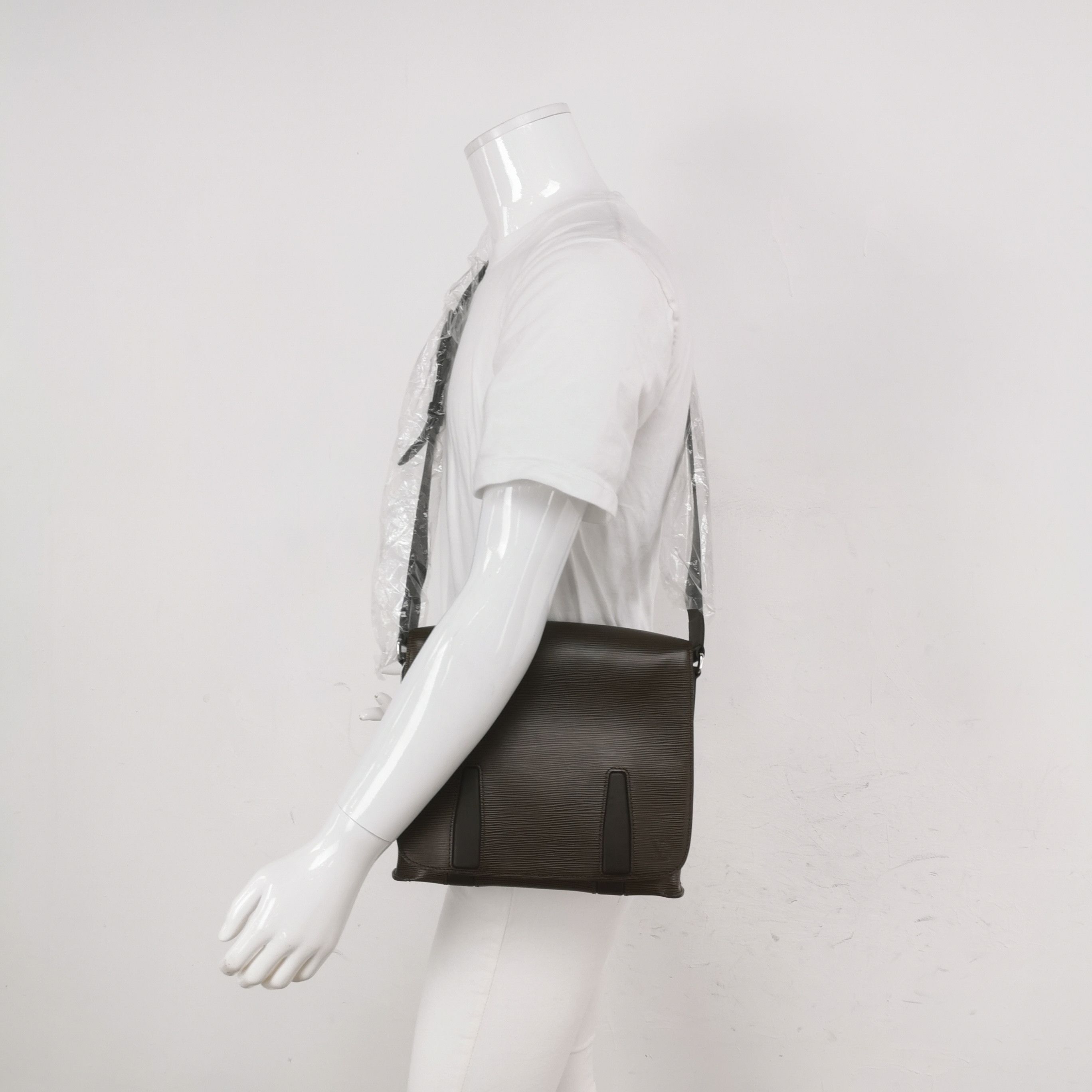 Louis Vuitton Louis Vuitton Harrington Epi Leather Crossbody Bag Size ONE SIZE - 4 Thumbnail
