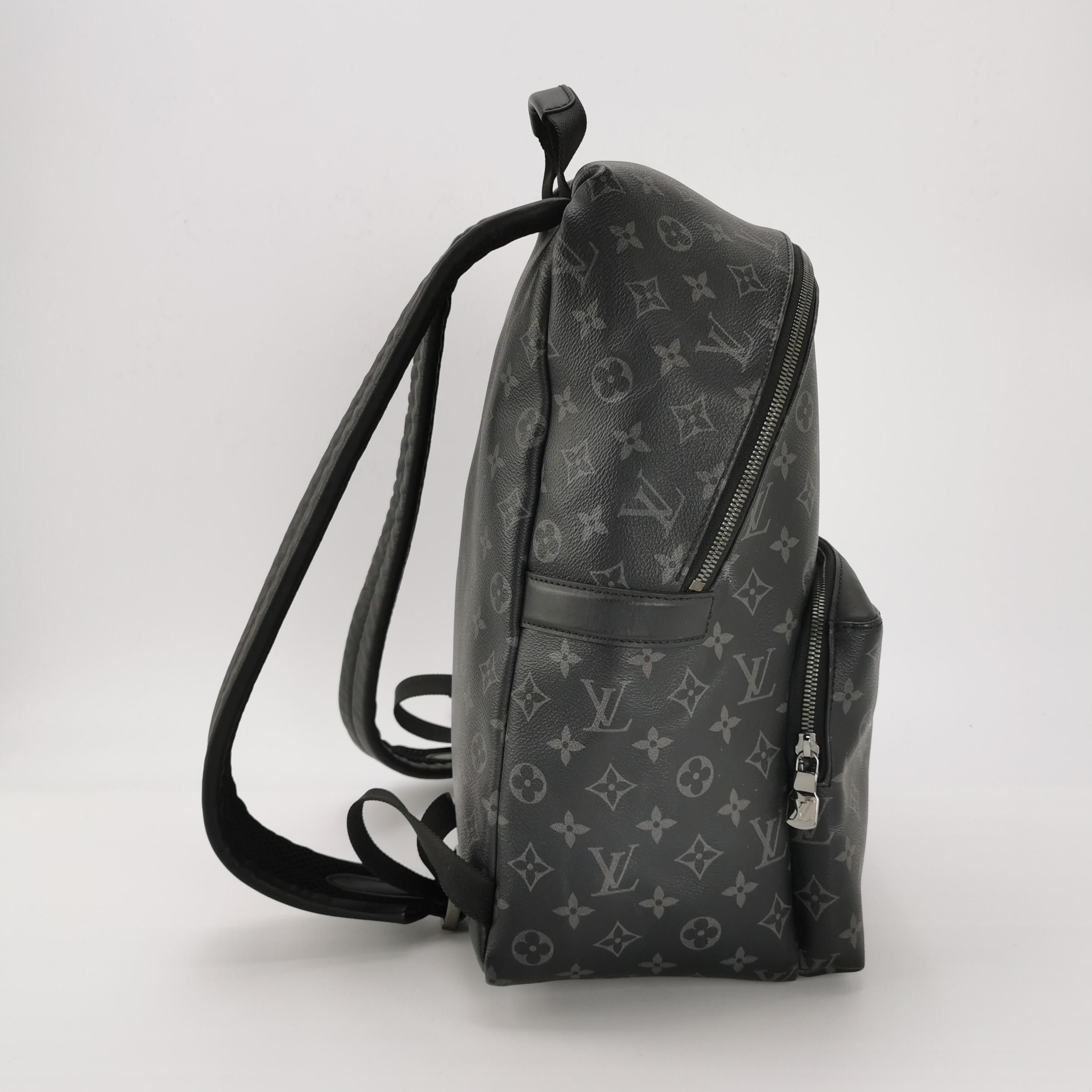 Louis Vuitton Louis Vuitton Discovery Monogram Print Backpack Size ONE SIZE - 7 Thumbnail