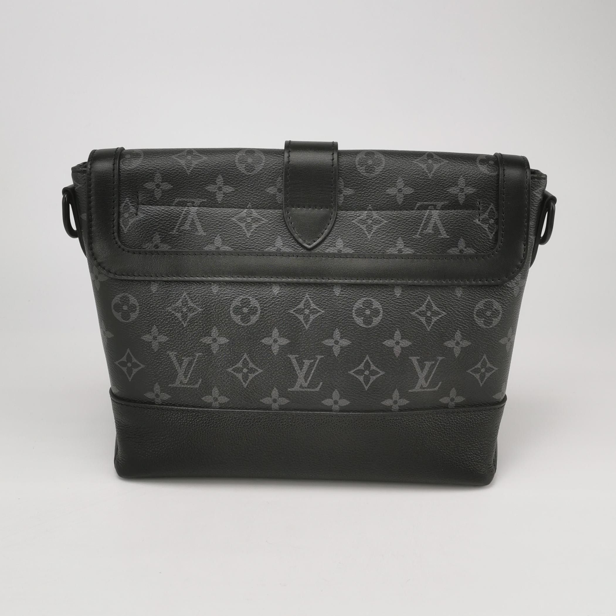 Louis Vuitton Louis Vuitton Saumur Monogram Crossbody Bag Size ONE SIZE - 10 Thumbnail