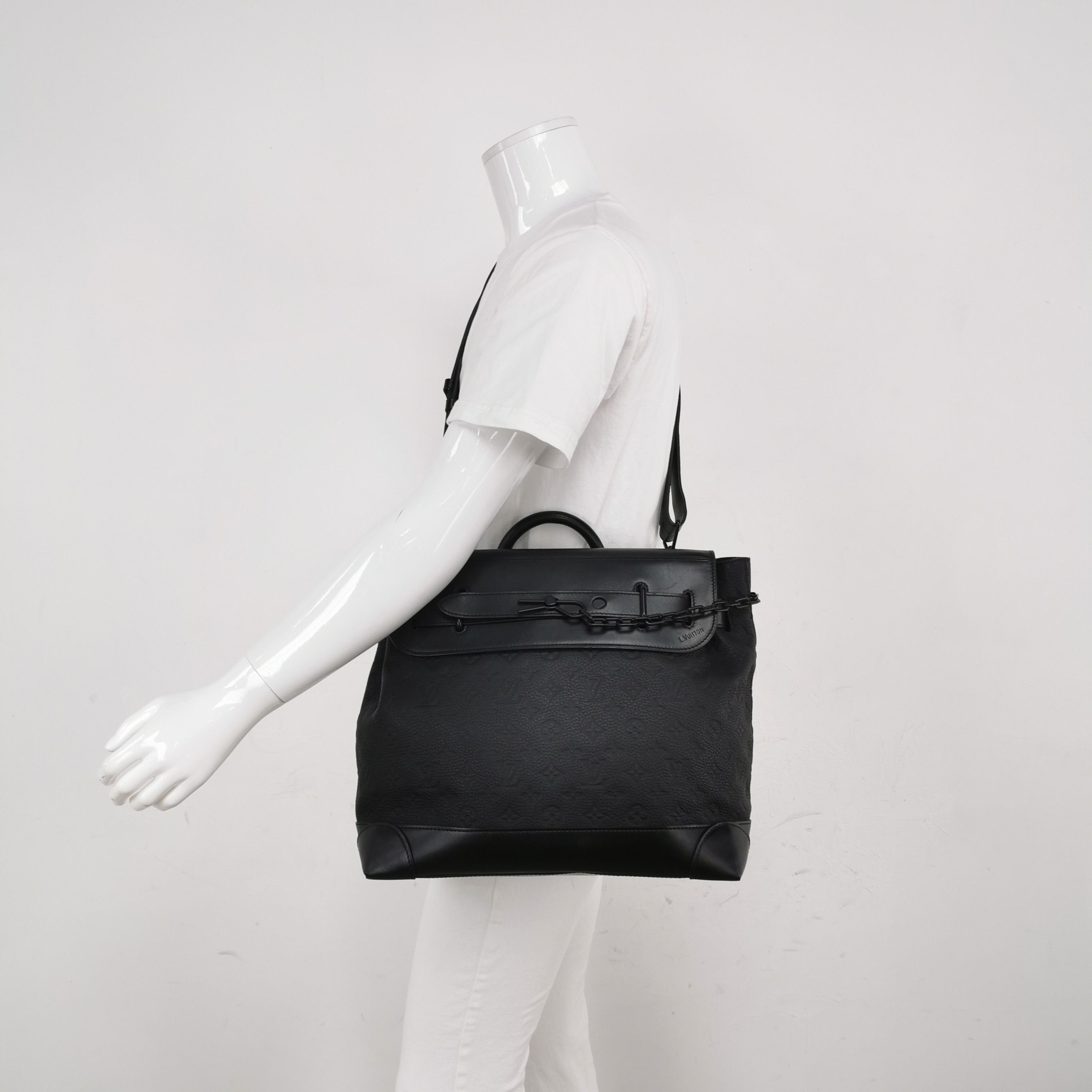Louis Vuitton Louis Vuitton Steamer Black Embossed Crossbody Bag Size ONE SIZE - 3 Thumbnail