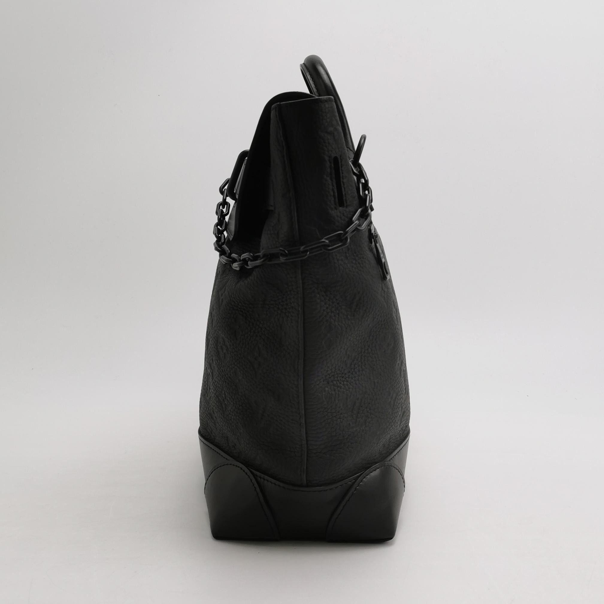 Louis Vuitton Louis Vuitton Steamer Black Embossed Crossbody Bag Size ONE SIZE - 6 Thumbnail