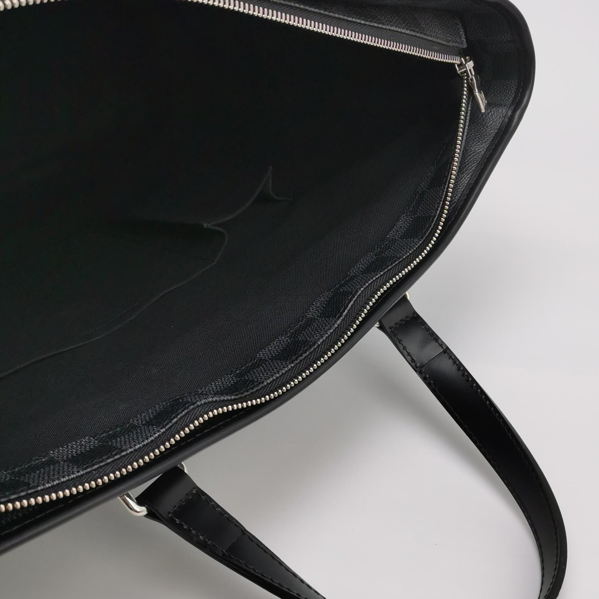 Louis Vuitton Louis Vuitton Tadao Damier Graphite Briefcase Crossbody Size ONE SIZE - 13 Thumbnail