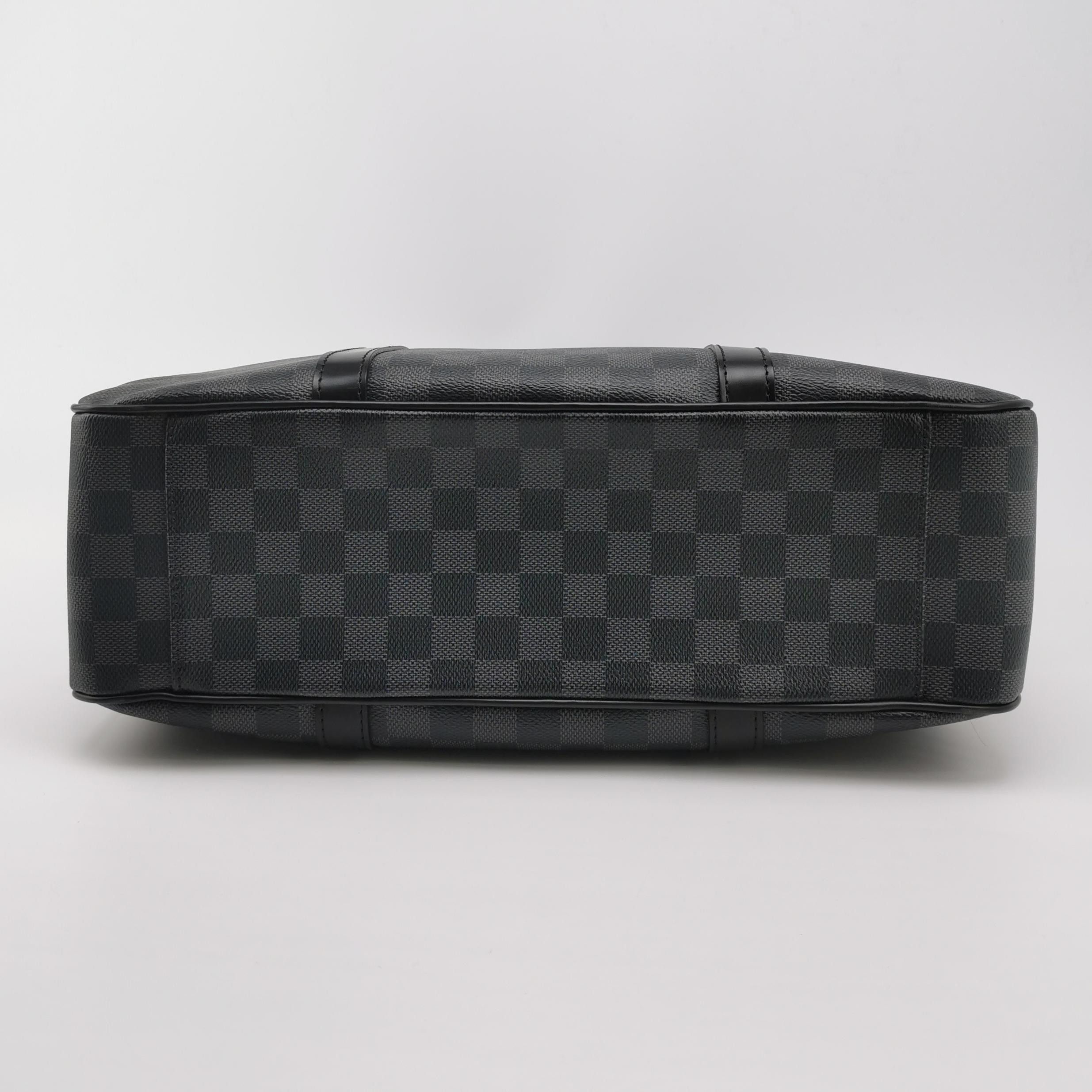 Louis Vuitton Louis Vuitton Tadao Damier Graphite Briefcase Crossbody Size ONE SIZE - 12 Thumbnail