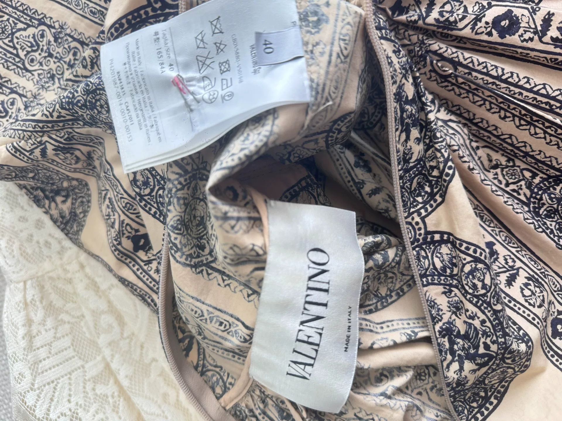 Valentino Valentino Qian Songyi Same Style Size US 38 / EU 54 - 2 Thumbnail
