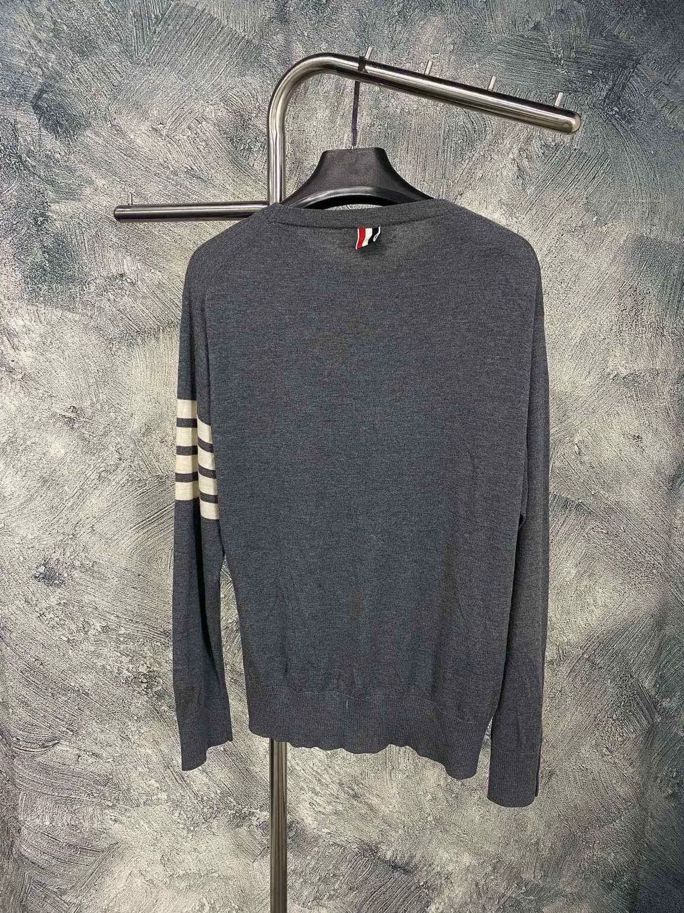 Thom Browne Thom Browne Gray Crewneck Sweatshirt Size US M / EU 48-50 / 2 - 6 Thumbnail